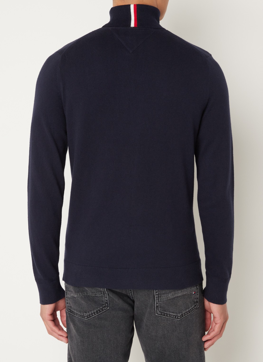 Tommy Hilfiger Fijngebreide trui in kasjmierblend met logoborduring en col - achterkant 2 lichtblauw