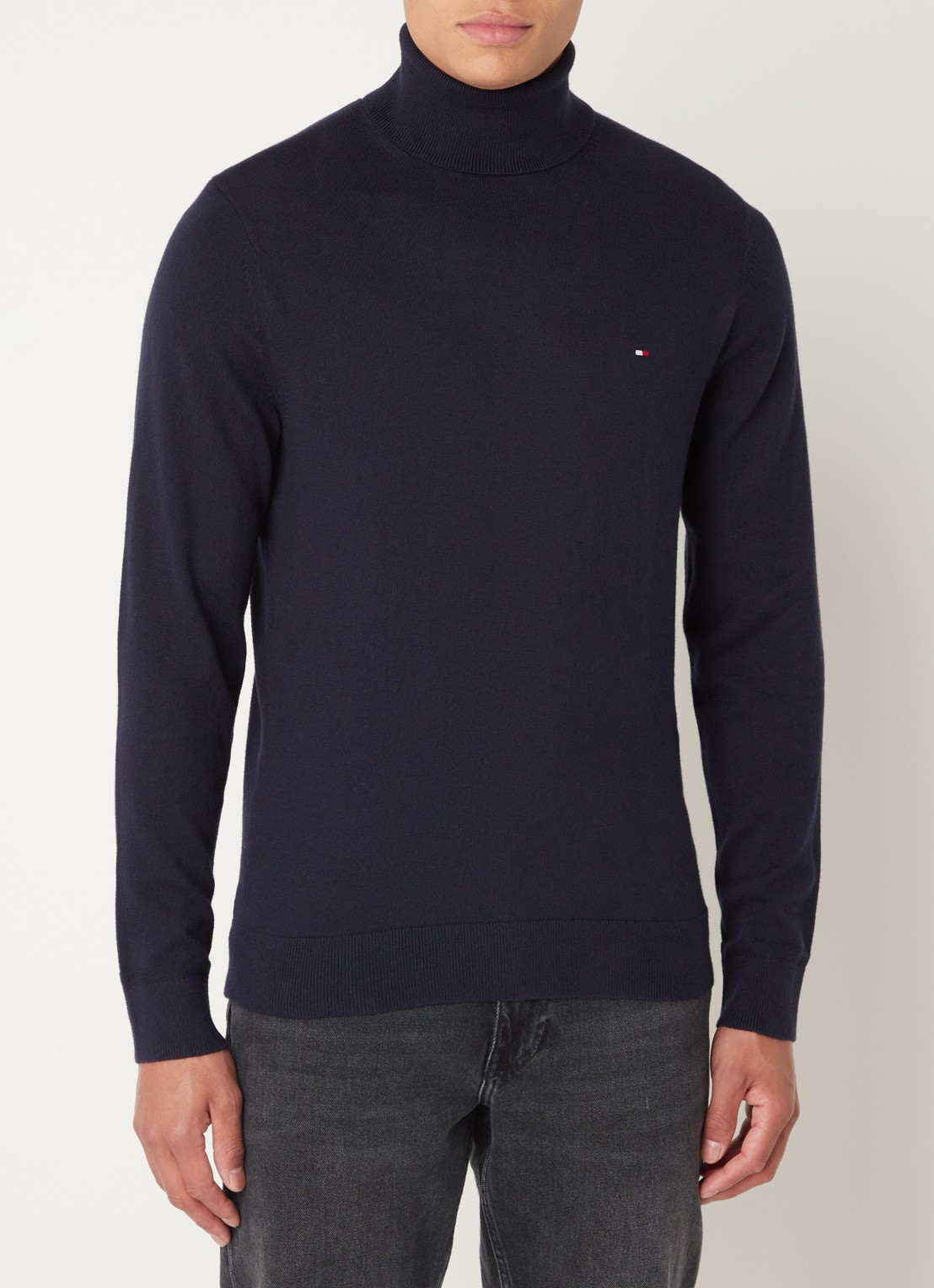 Tommy Hilfiger Fijngebreide trui in kasjmierblend met logoborduring en col - detail lichtblauw