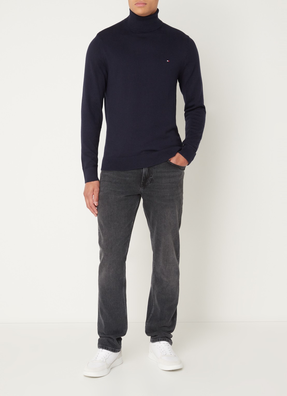Tommy Hilfiger Fijngebreide trui in kasjmierblend met logoborduring en col - voorkant 4 lichtblauw