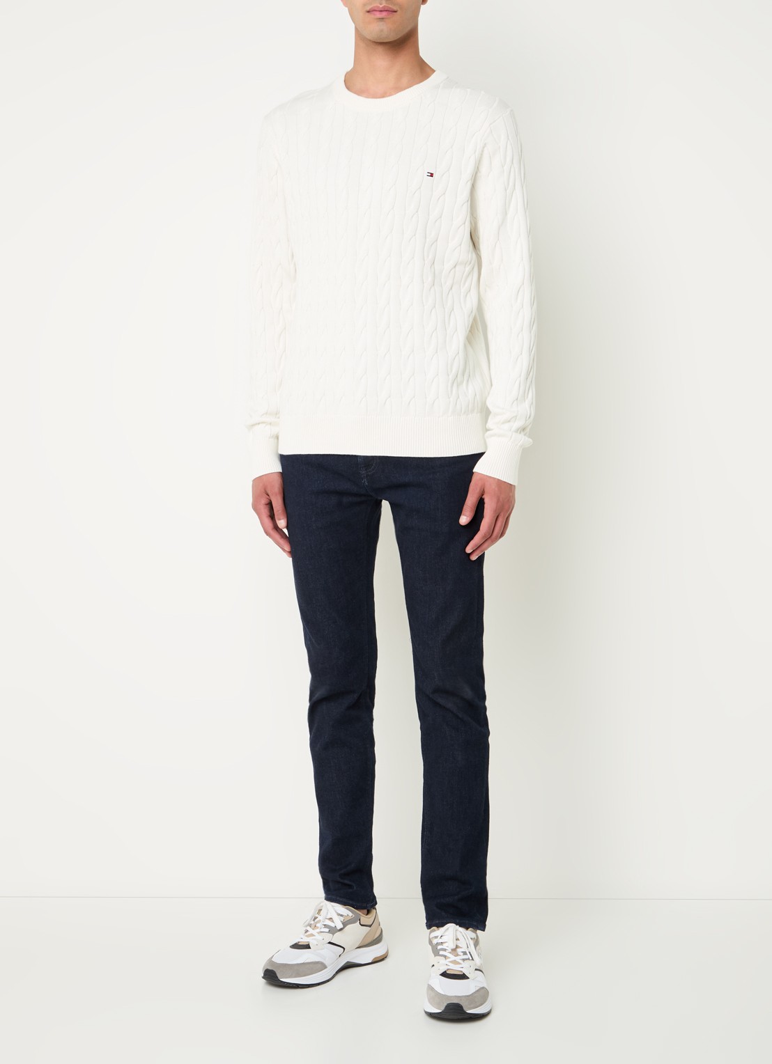 Tommy Hilfiger Flag Embroidery Cable Knit Jumper - voorkant 5 gebroken wit