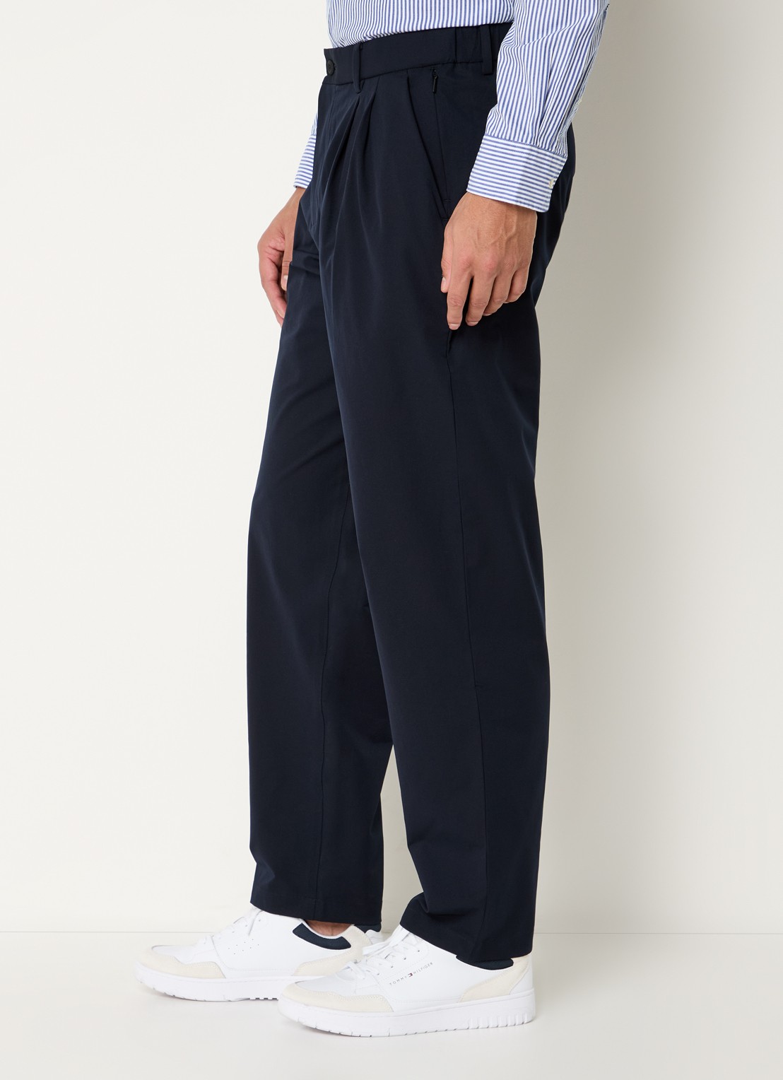 Tommy Hilfiger Greenwich straight fit chino met steekzakken - detail 4 donkerblauw