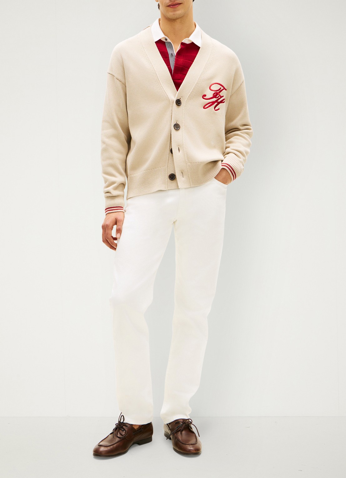 Tommy Hilfiger Grofgebreid vest met logoborduring - voorkant 2 beige