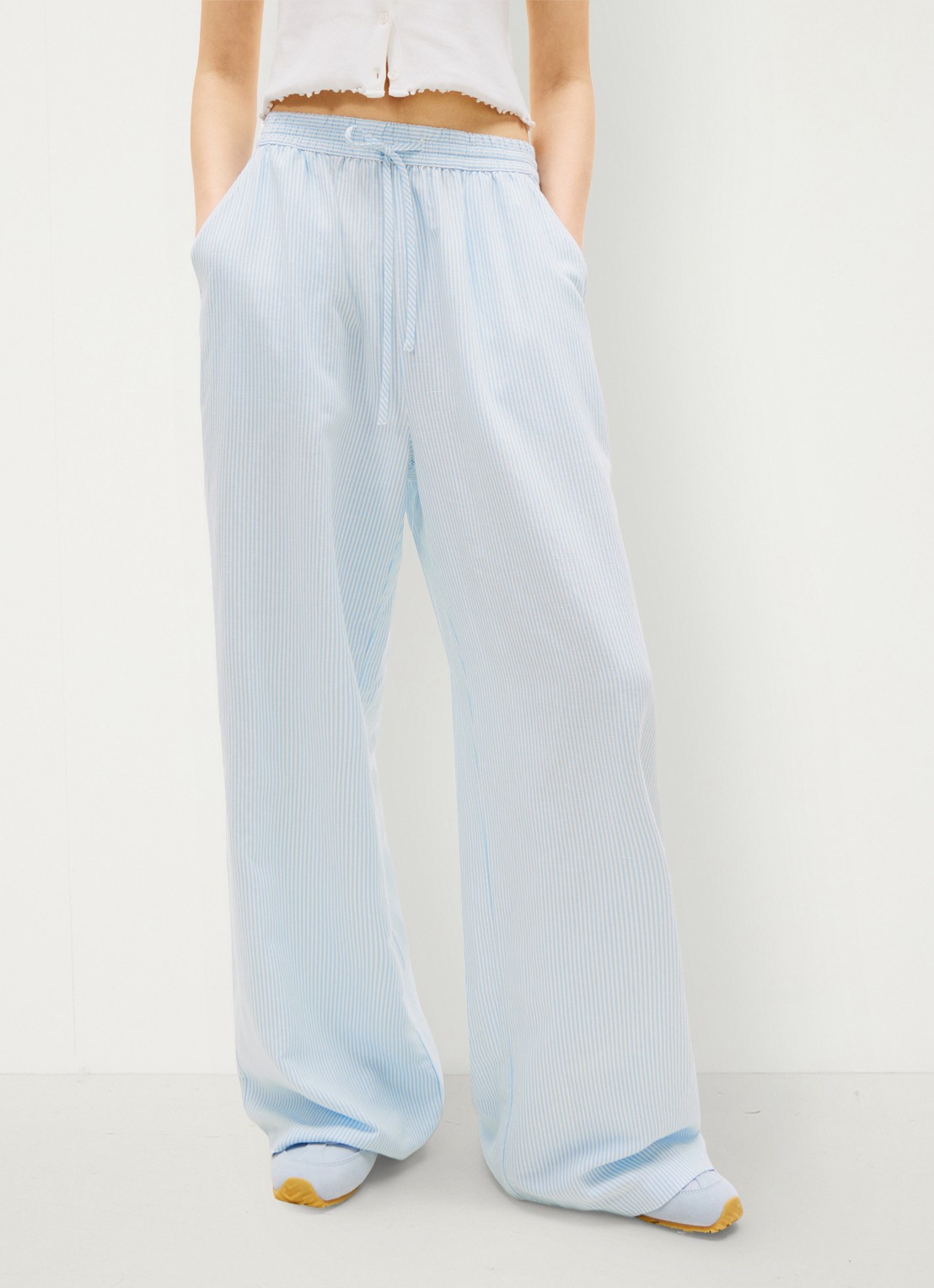 Tommy Hilfiger High waist wide fit broek met trekkoord - detail 4 lichtblauw