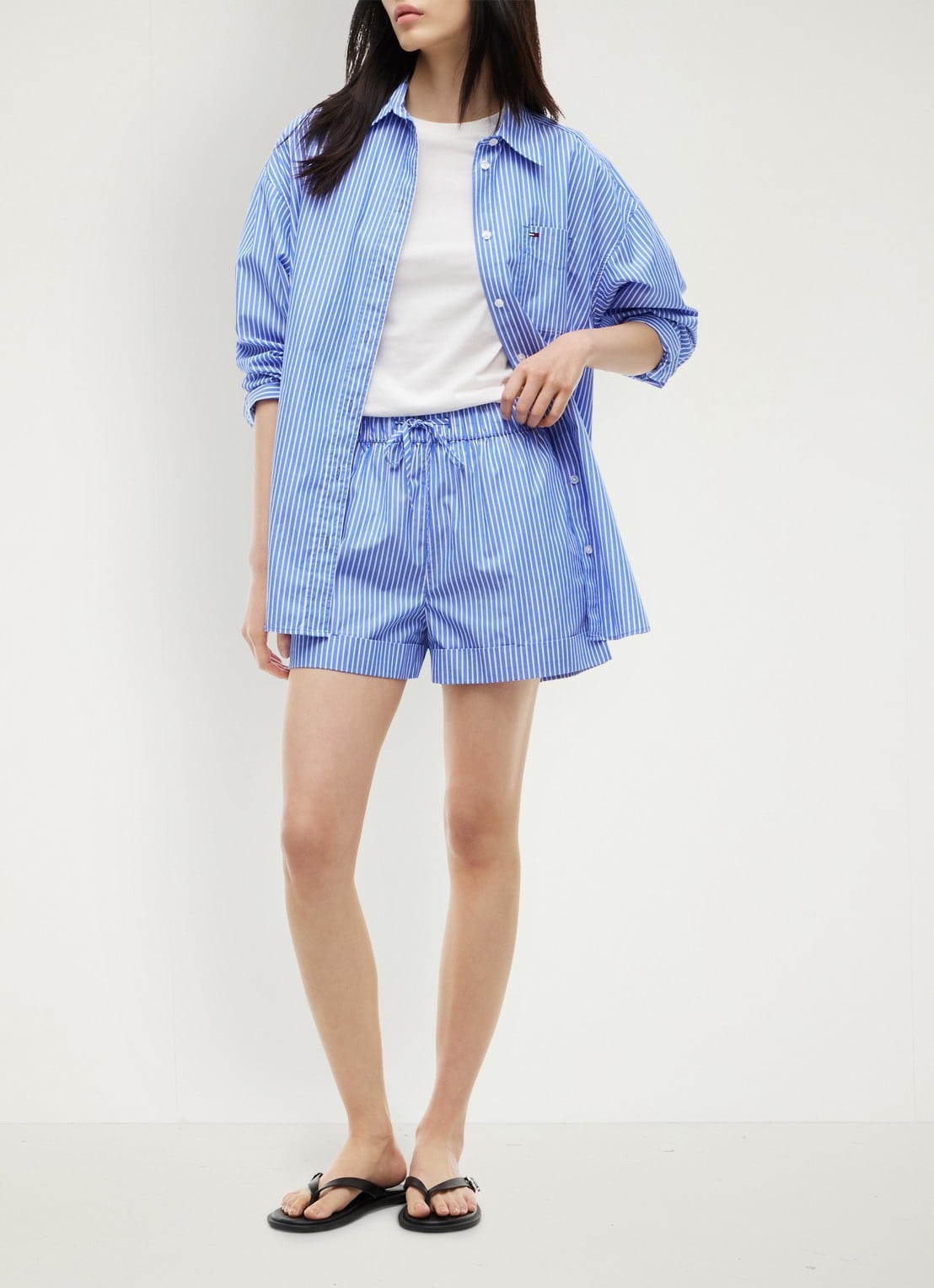 Tommy Hilfiger High waist wide fit korte broek met streepprint - voorkant 6 noble blue / stripe-c8p