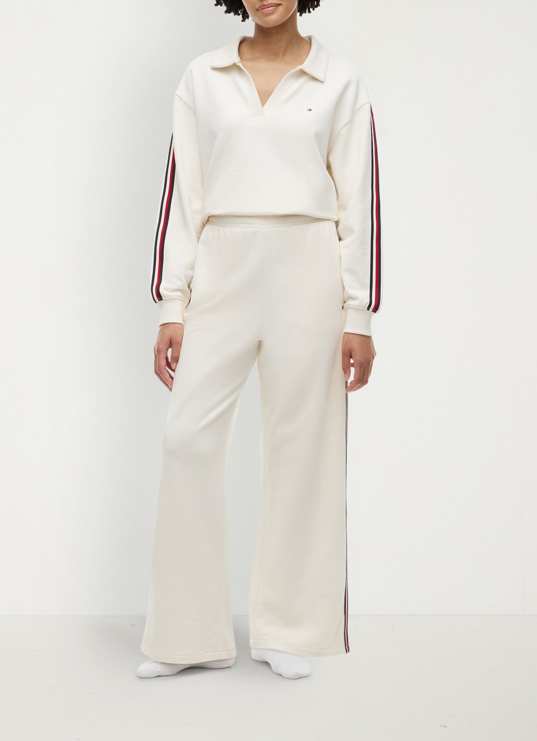 Tommy Hilfiger High waist wide fit lounge broek met logoborduring - detail 4 ivoor