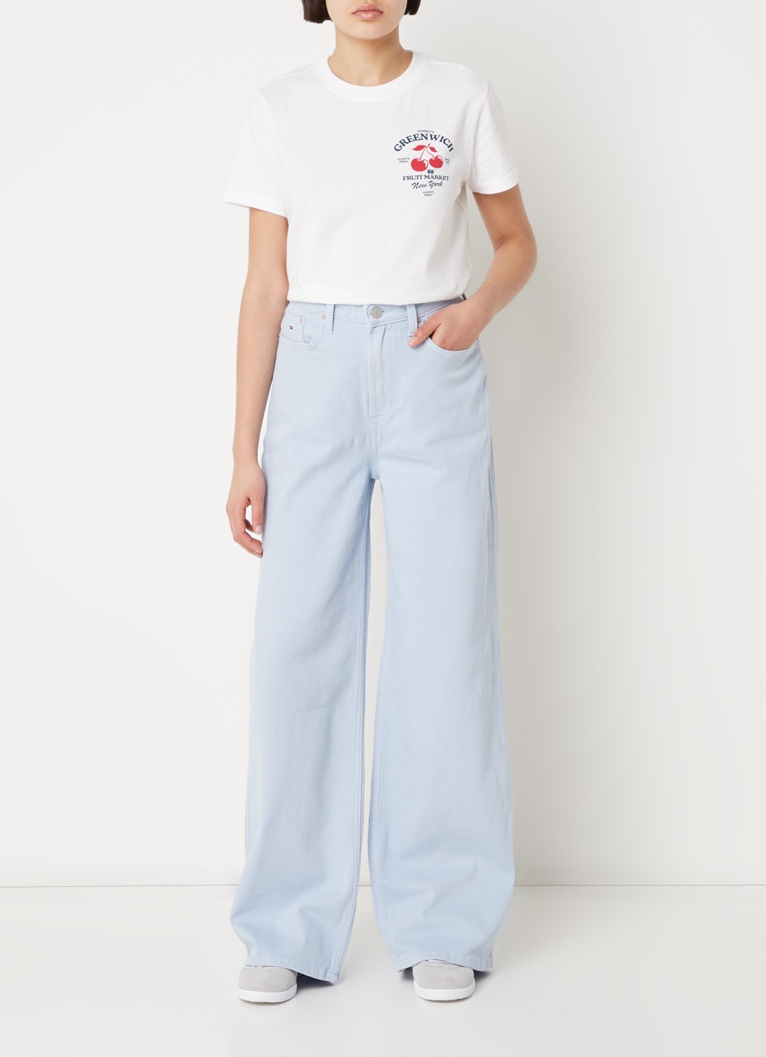 Tommy Hilfiger High waist wide leg jeans met gekleurde wassing - voorkant 2 lichtblauw