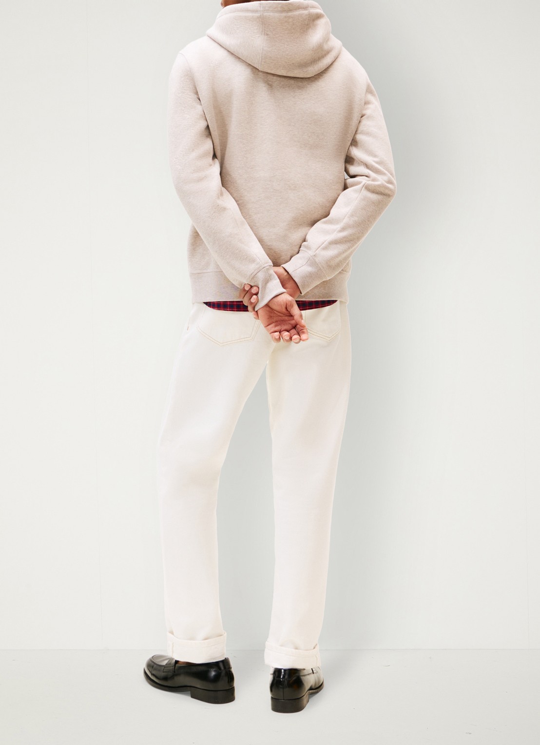 Tommy Hilfiger Hoodie met kangoeroezak en logoborduring - achterkant heathered pebble / grijs