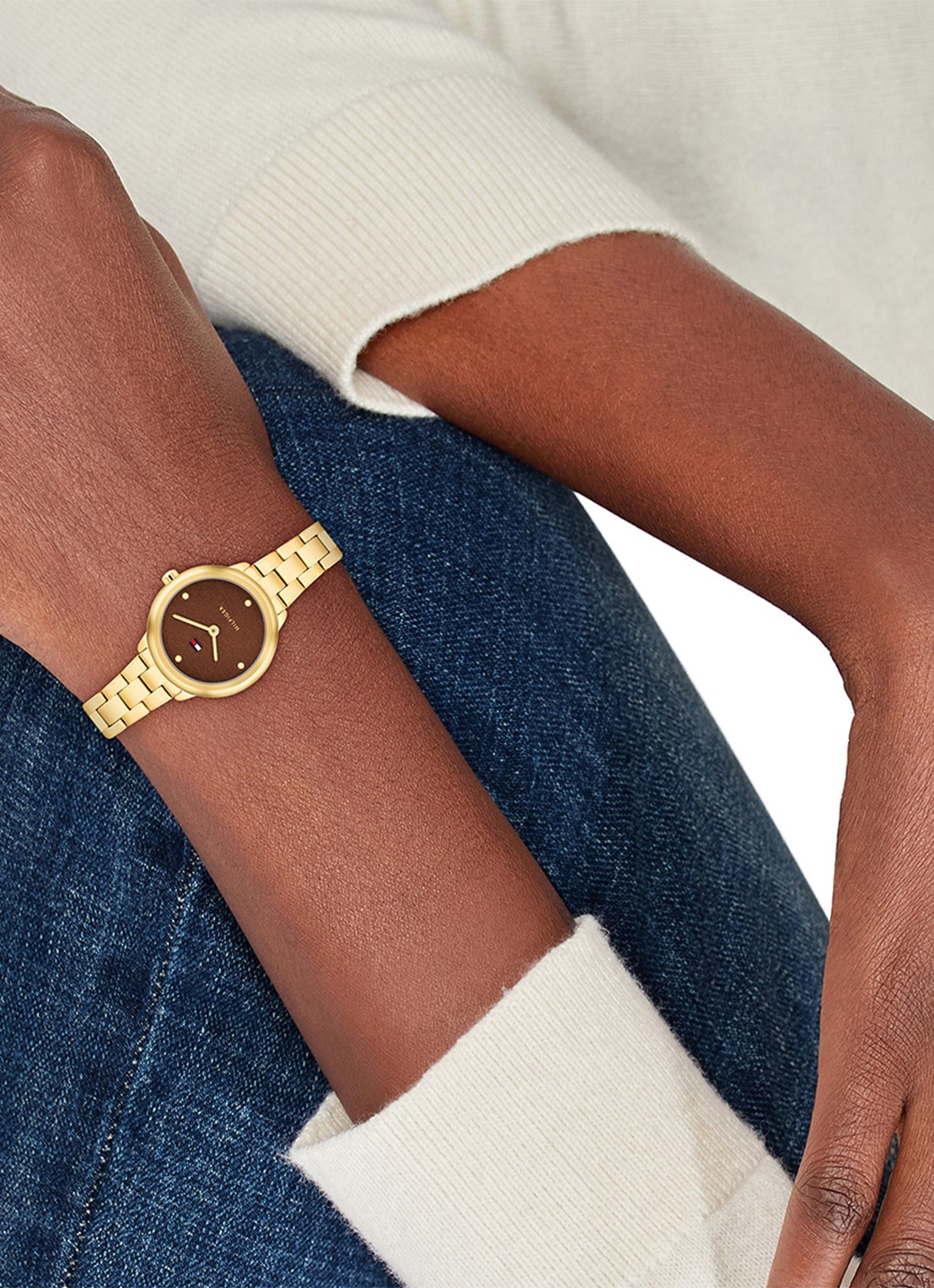 Tommy Hilfiger Horloge TH1782815   - voorkant 2 goud