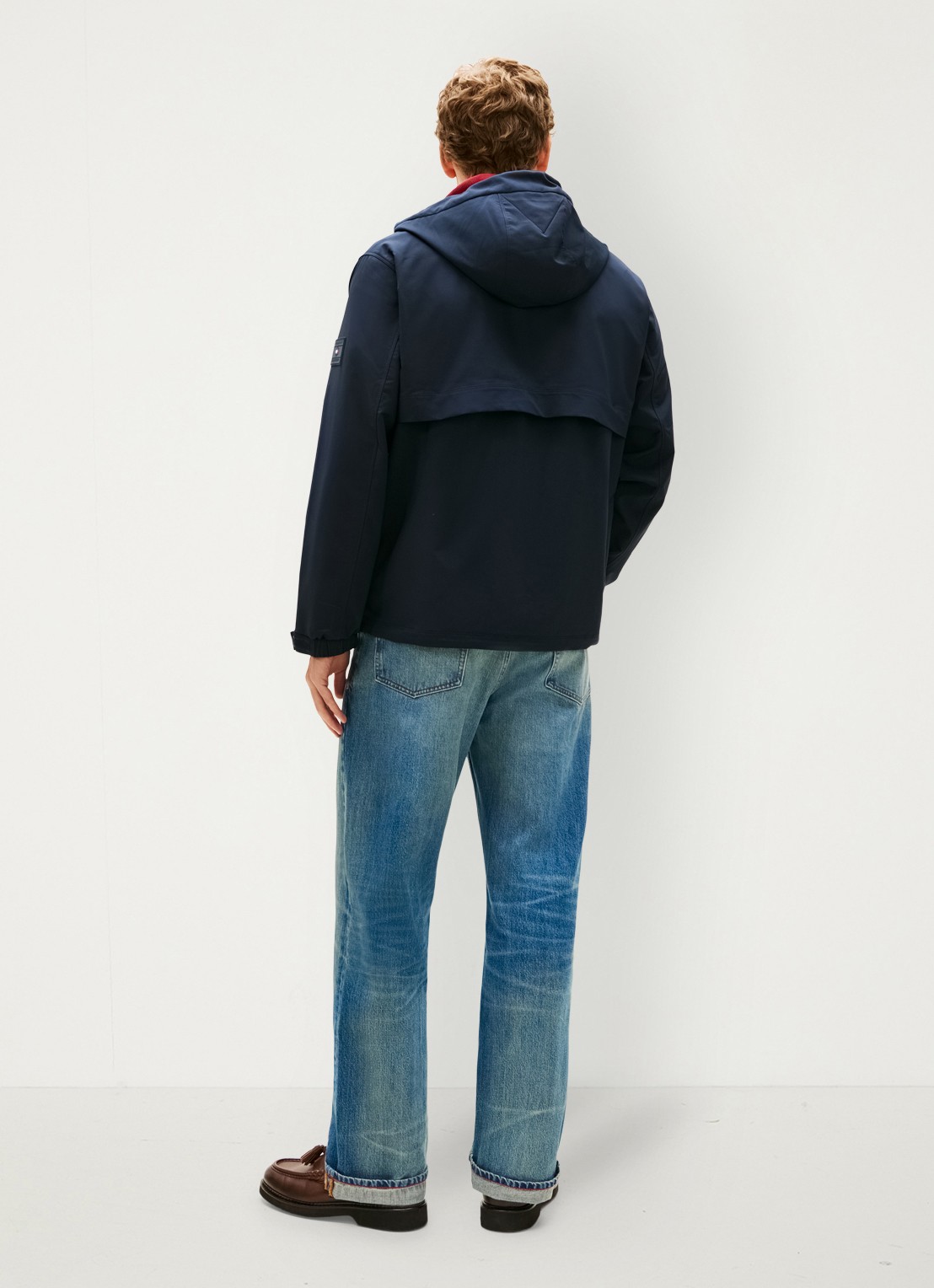Tommy Hilfiger Jack met logo en steekzakken - achterkant blauw