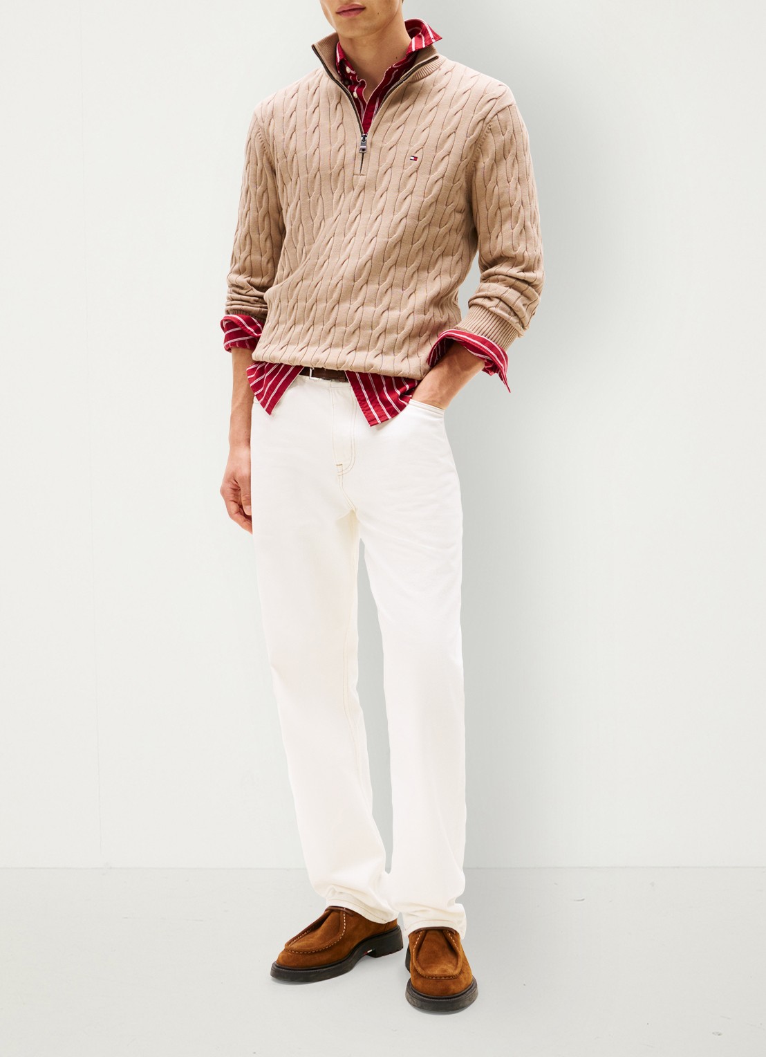 Tommy Hilfiger Kabelgebreide trui met halve rits en logo - voorkant 3 beige