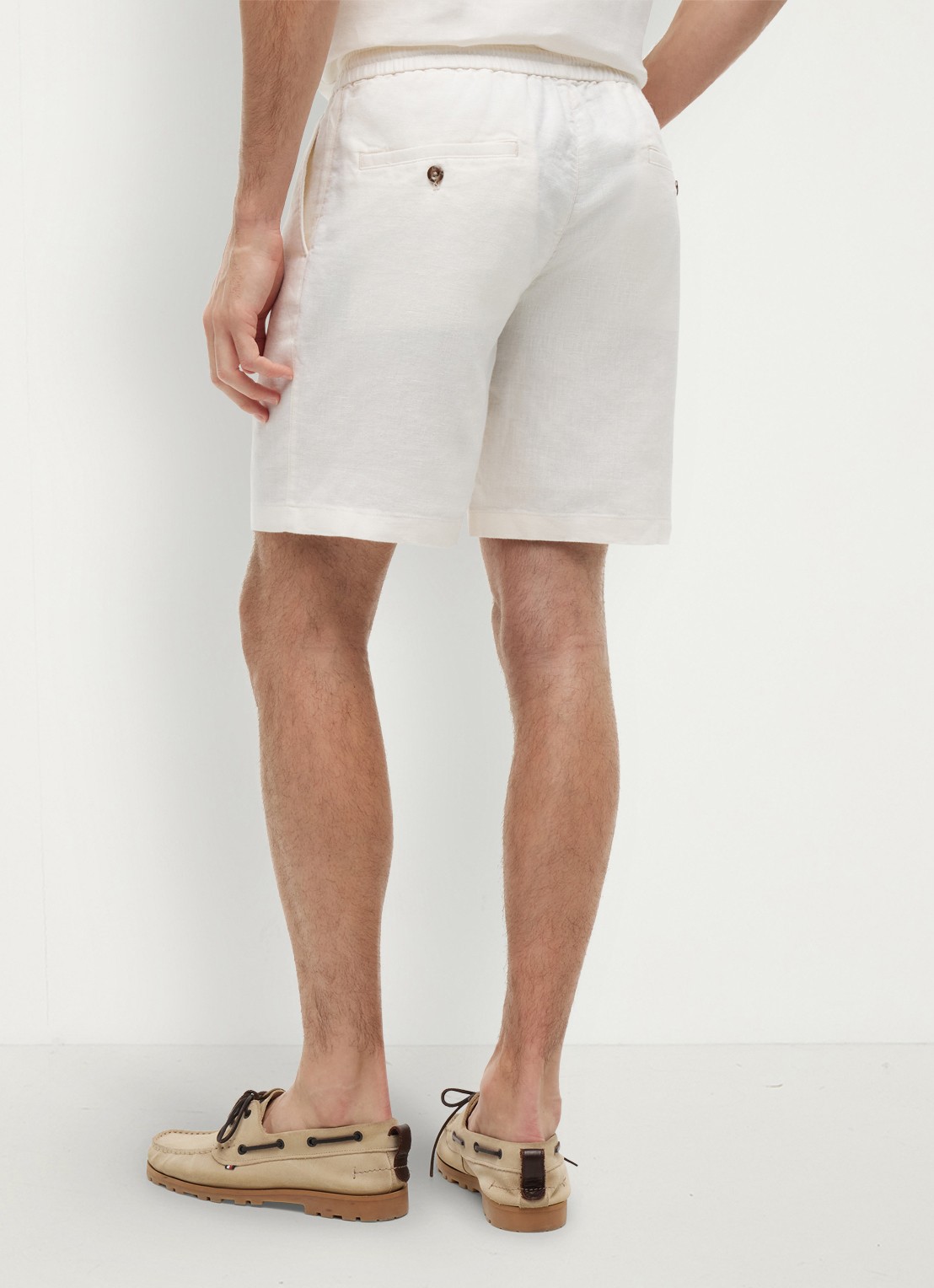 Tommy Hilfiger Korte broek in linnenblend - achterkant ivoor