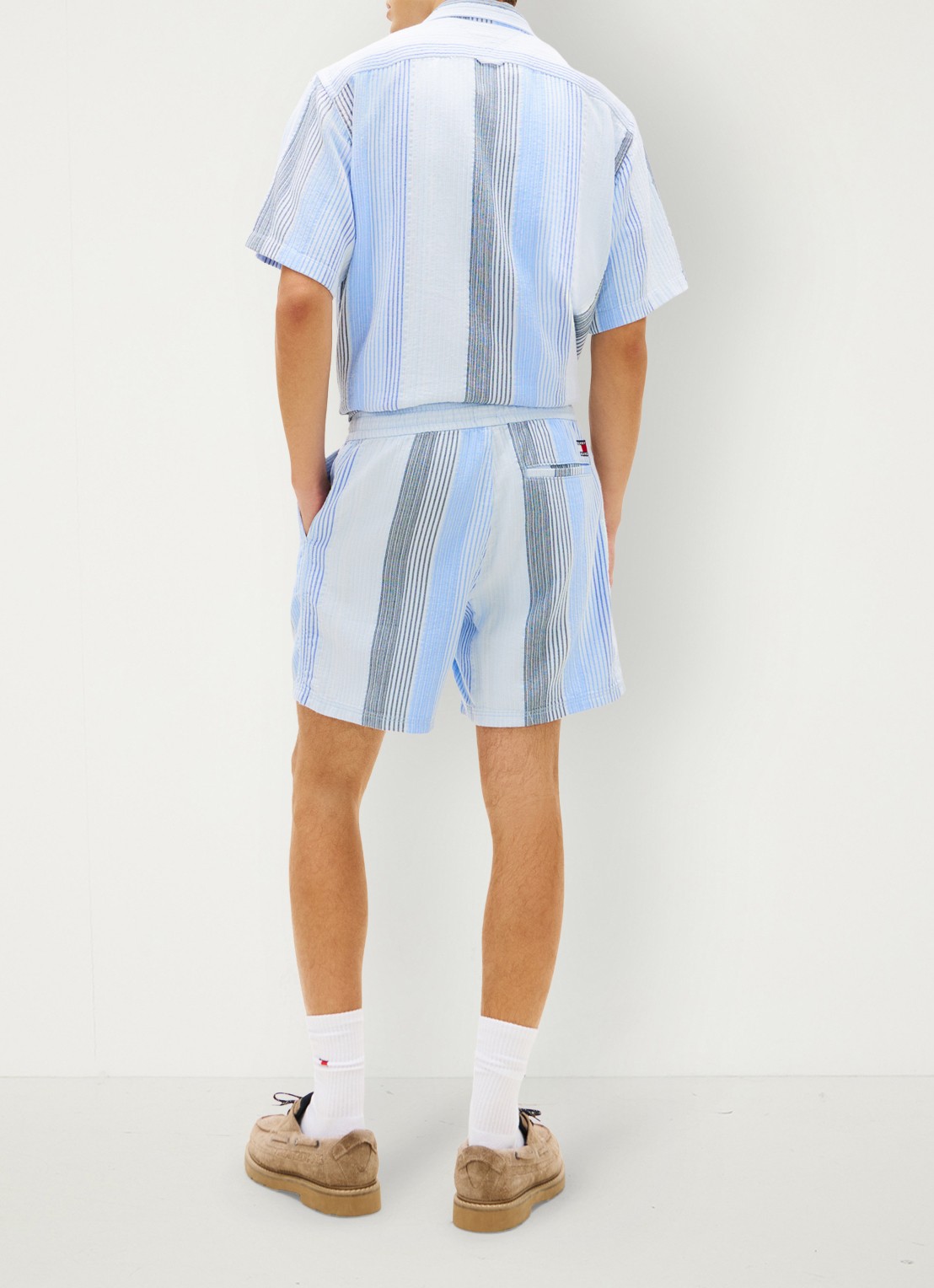 Tommy Hilfiger Korte broek met streepprint - achterkant lichtblauw