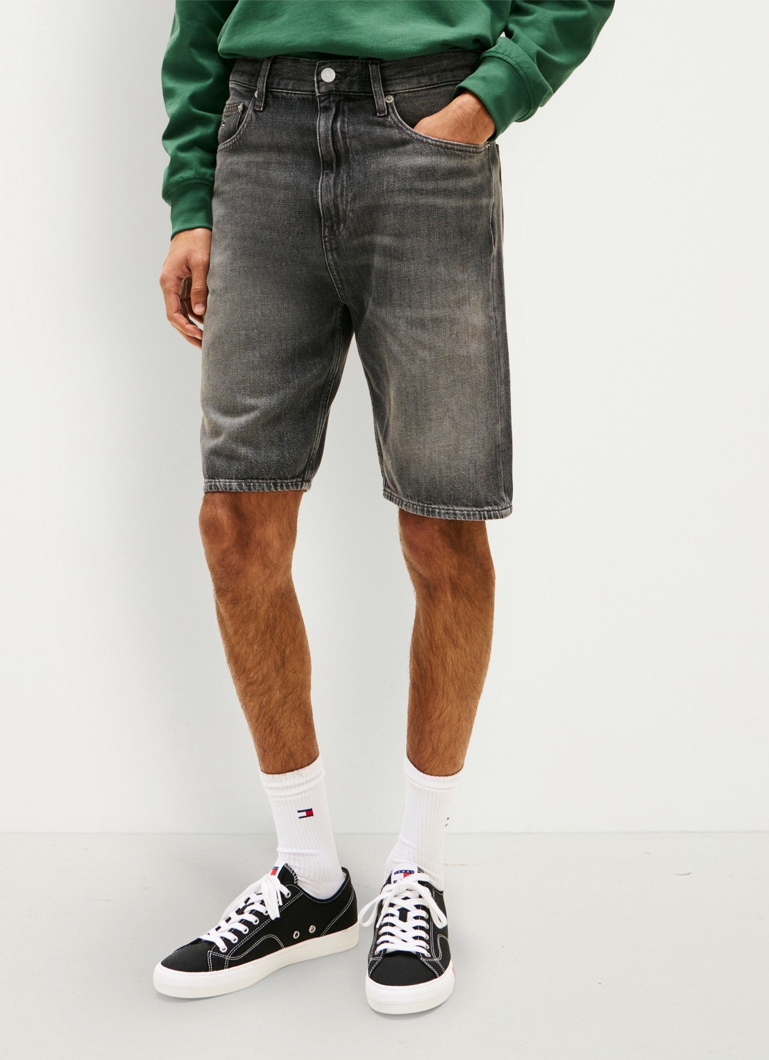Tommy Hilfiger Korte broek van denim - detail middengrijs