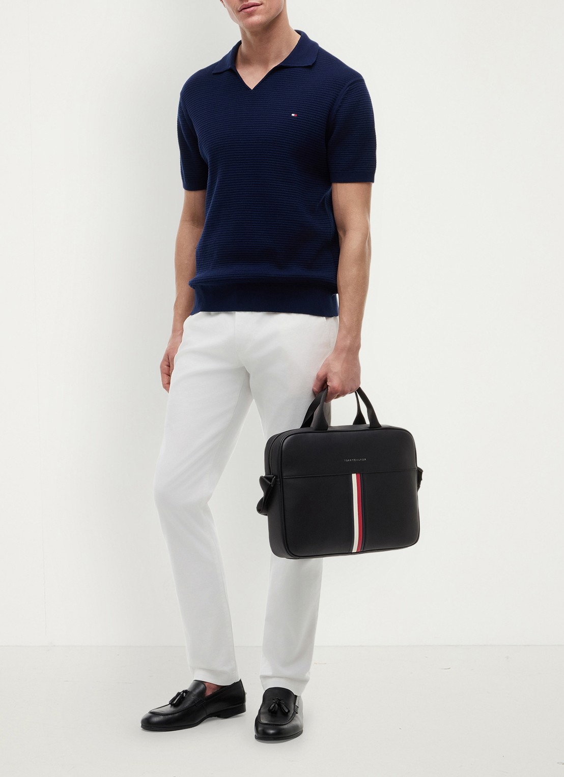 Tommy Hilfiger Laptoptas met logo - voorkant 5 diepzwart