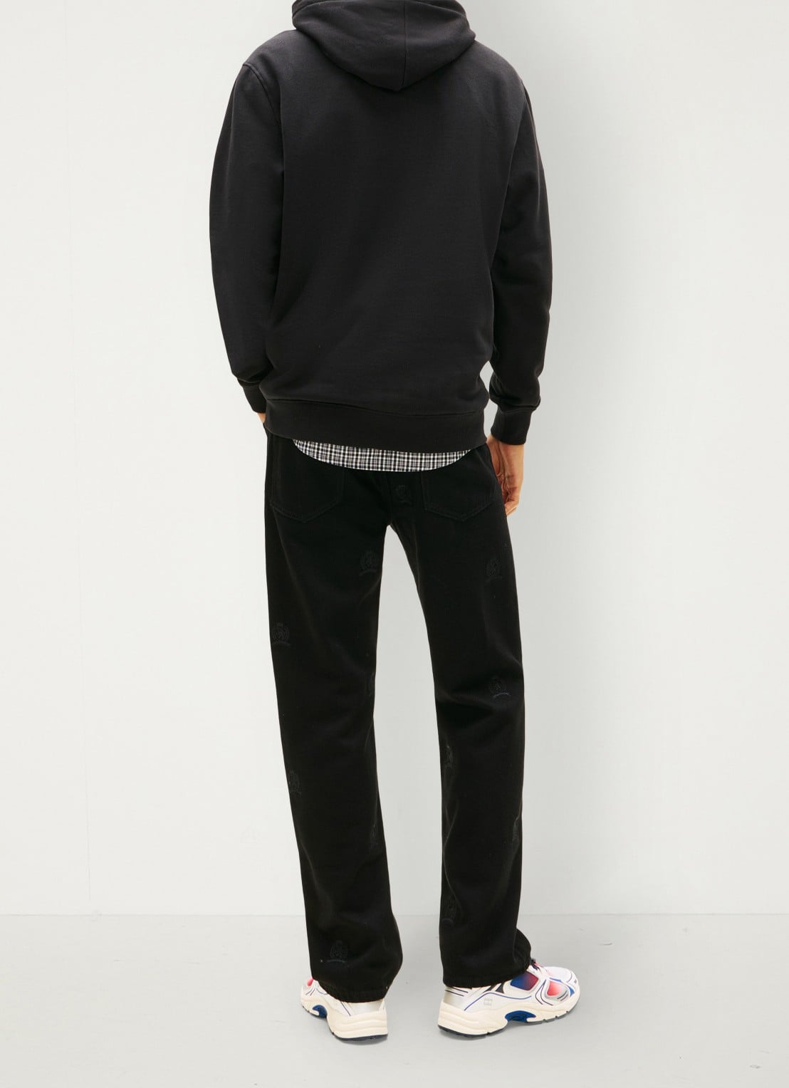 Tommy Hilfiger Linear Logo Embroidery Kangaroo Pocket Hoody - achterkant 3 middengrijs