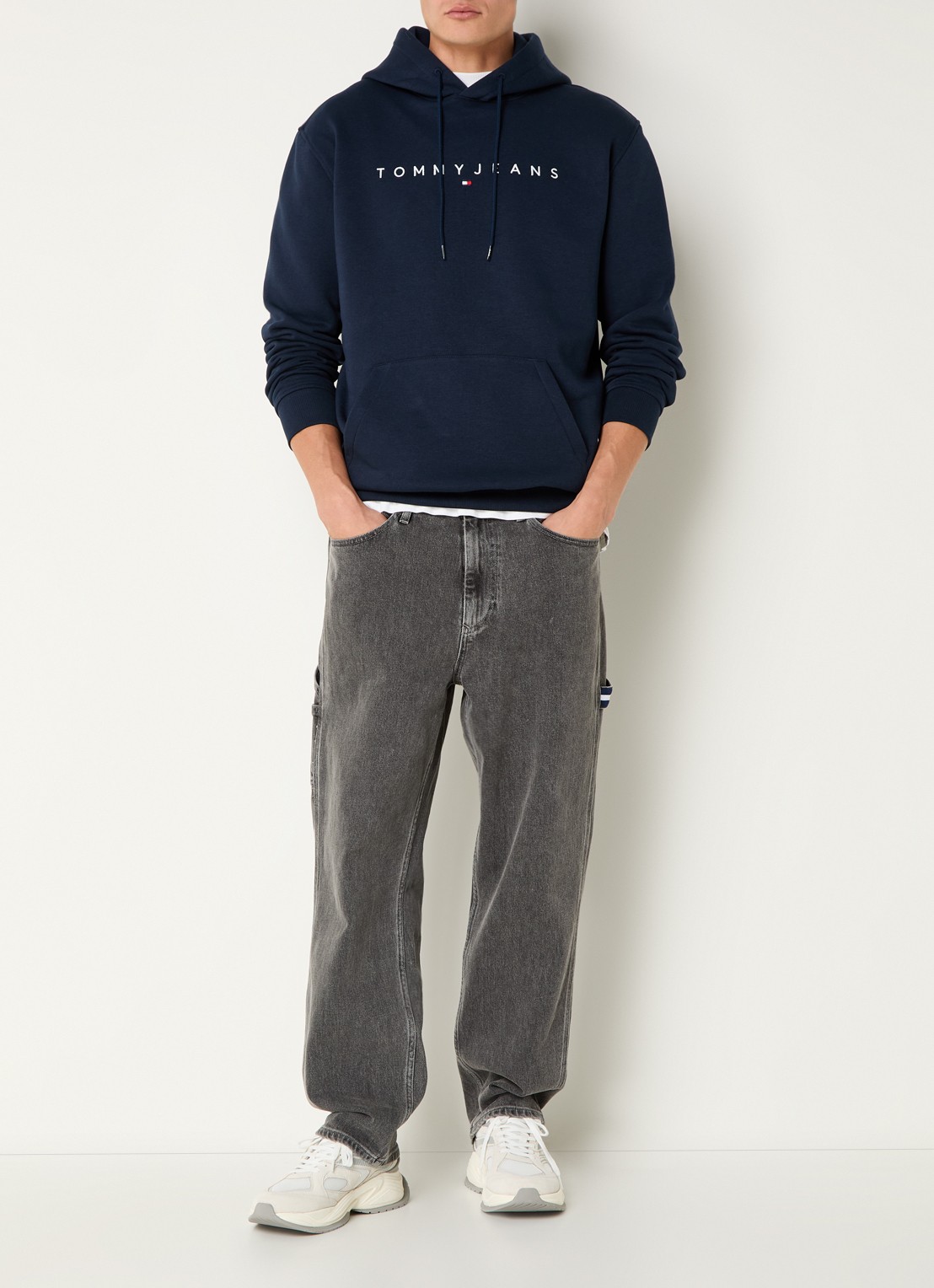 Tommy Hilfiger Linear Logo Embroidery Kangaroo Pocket Hoody - voorkant 5 donkerblauw