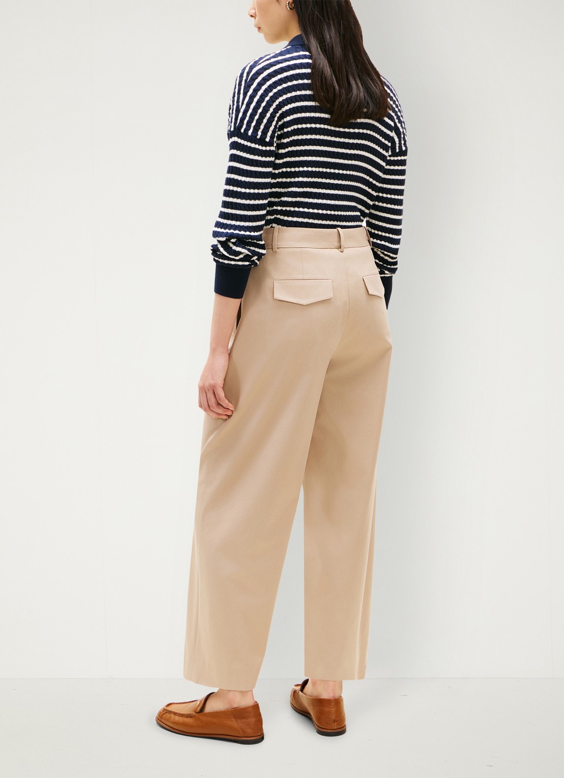 Tommy Hilfiger Loose fit chino met steekzakken - achterkant 3 beige