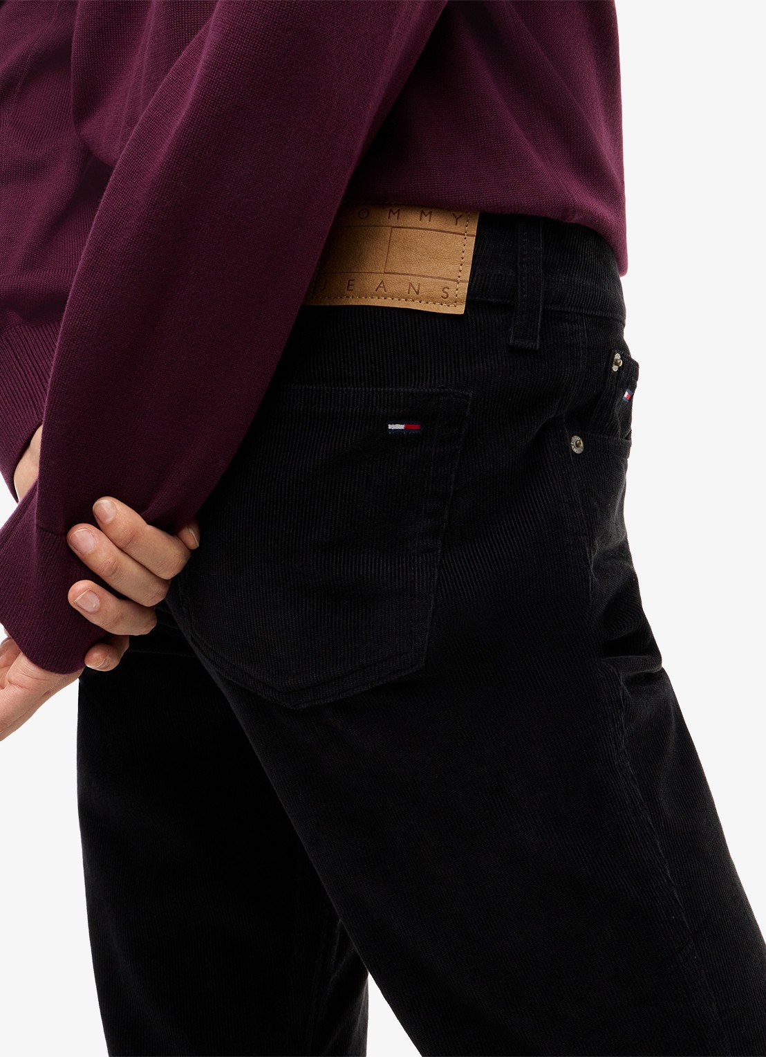 Tommy Hilfiger Low waist flared fit broek van corduroy  - detail 2 zwart