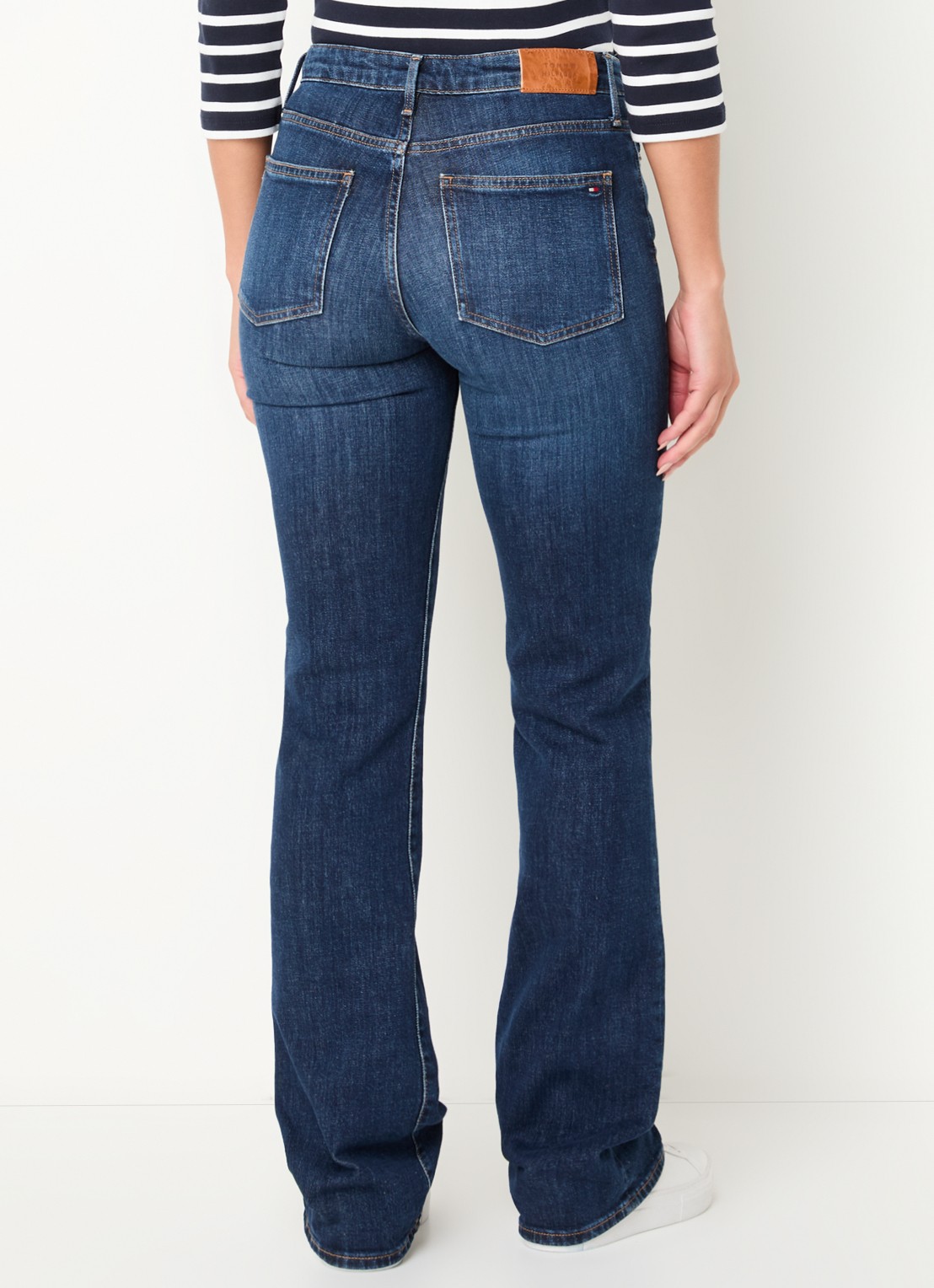 Tommy Hilfiger Mid waist bootcut jeans met donkere wassing - achterkant 8 indigo