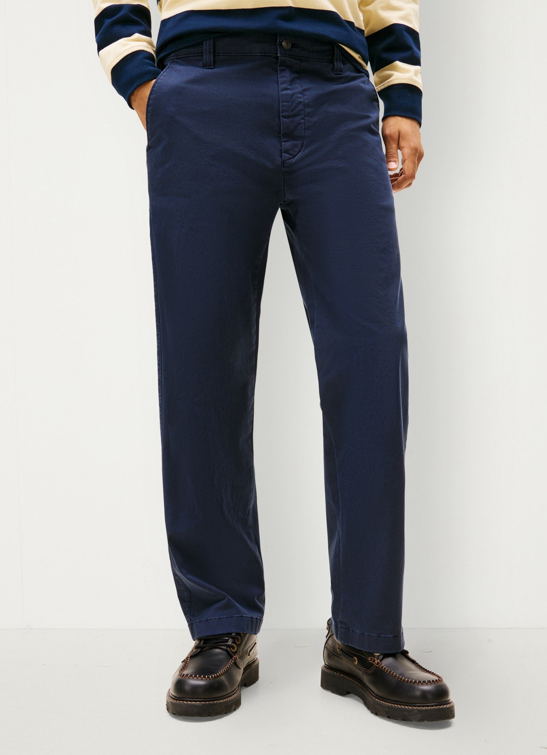Tommy Hilfiger Otis straight fit chino met steekzakken - detail donkerblauw