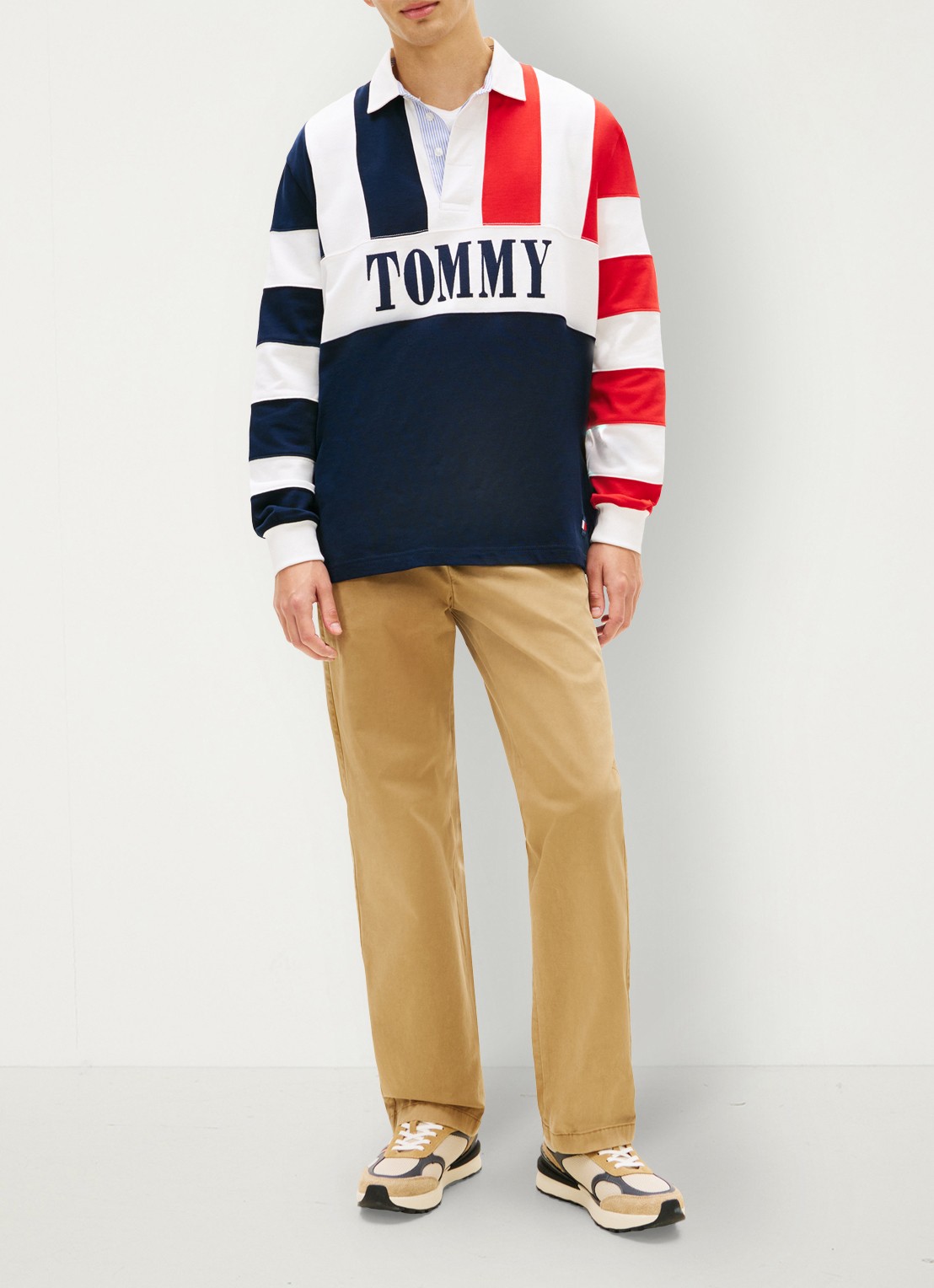 Tommy Hilfiger Otis straight fit chino met steekzakken - voorkant 5 khaki