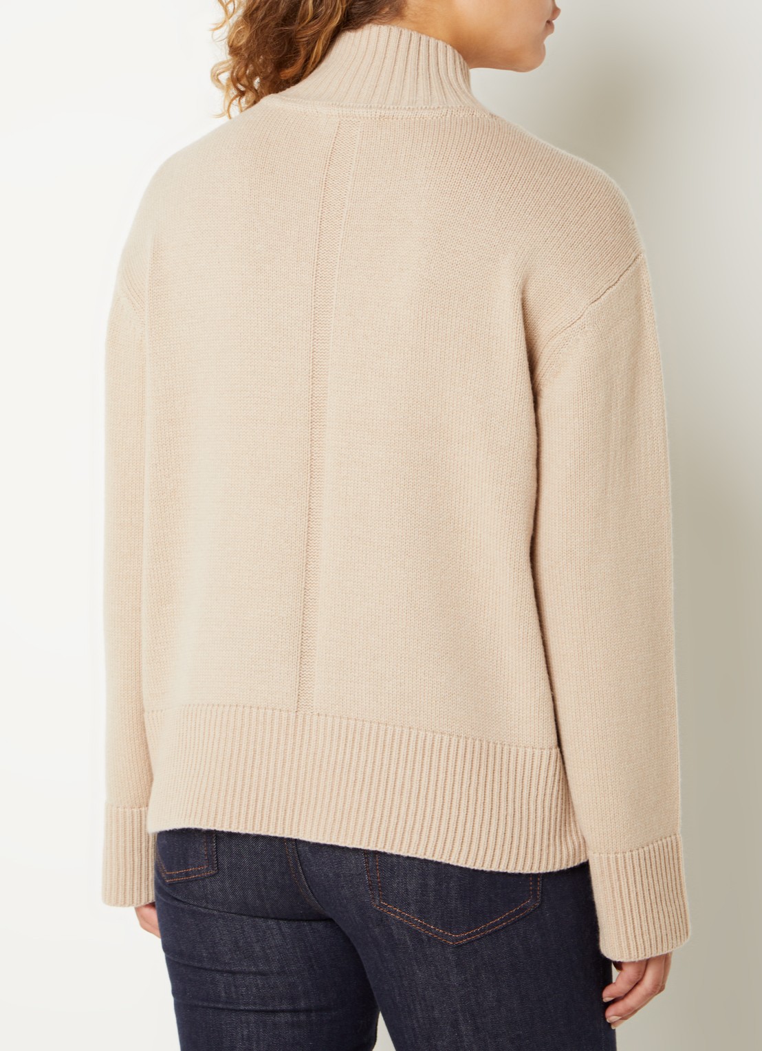 Tommy Hilfiger Oversized fijngebreide coltrui in wolblend - achterkant donkerbeige