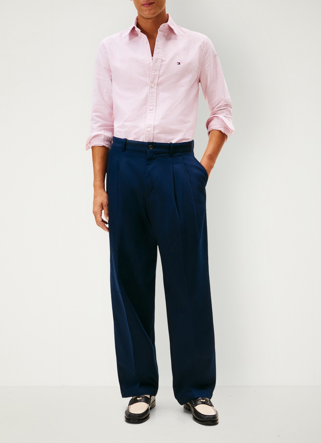 Tommy Hilfiger Oxford regular fit overhemd met streepprint - voorkant 2 medium red / white