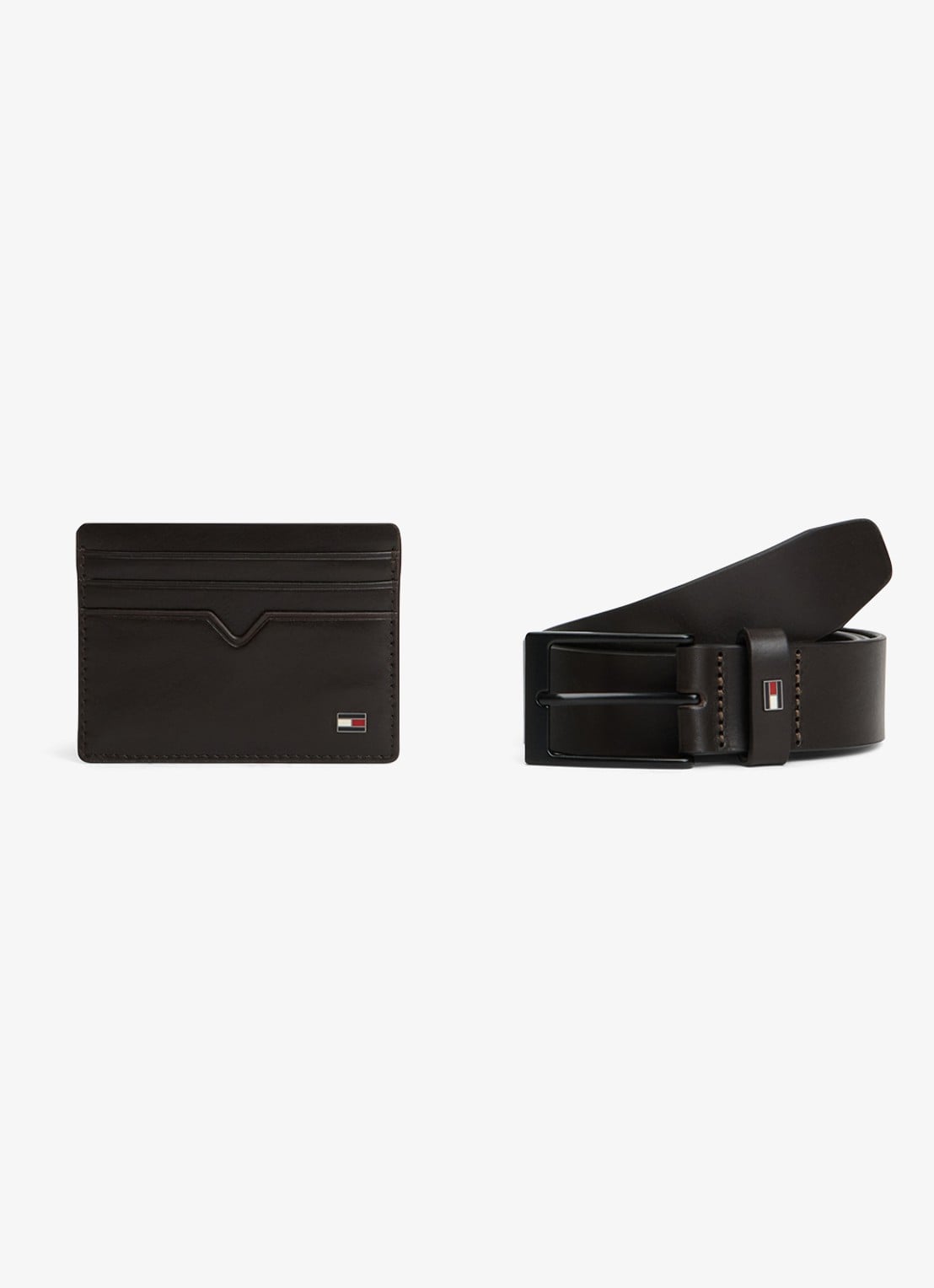 Tommy Hilfiger Pasjeshouder en riem van leer in giftset - voorkant 5 donkerbruin
