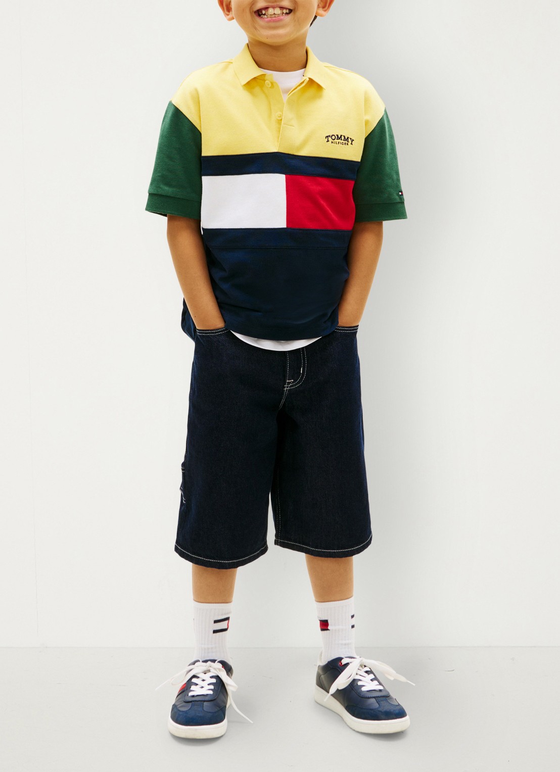 Tommy Hilfiger Polo met logo - voorkant 2 geel