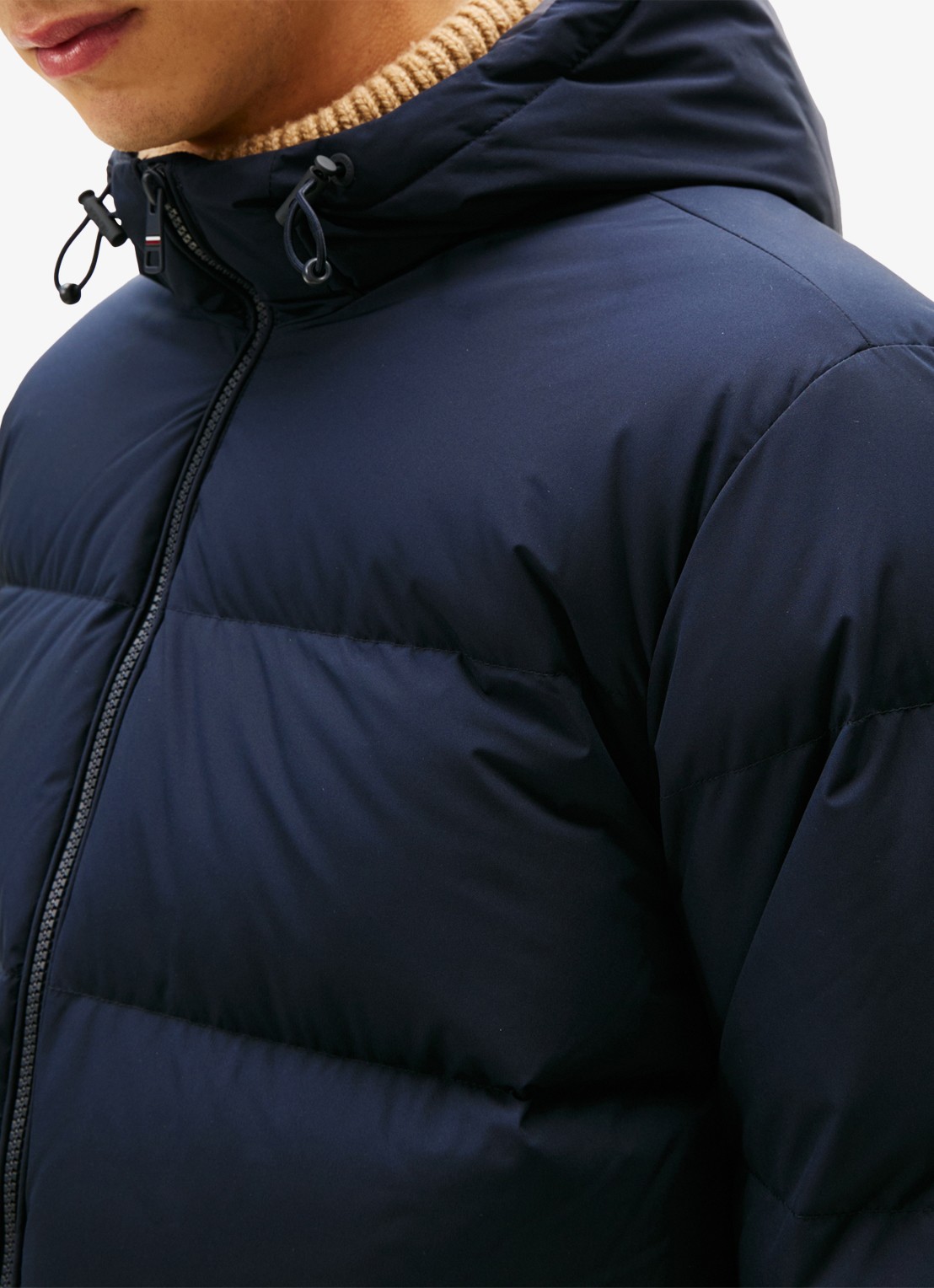 Tommy Hilfiger Puffer jack met capuchon en waterafstotende coating - detail 2 blauw
