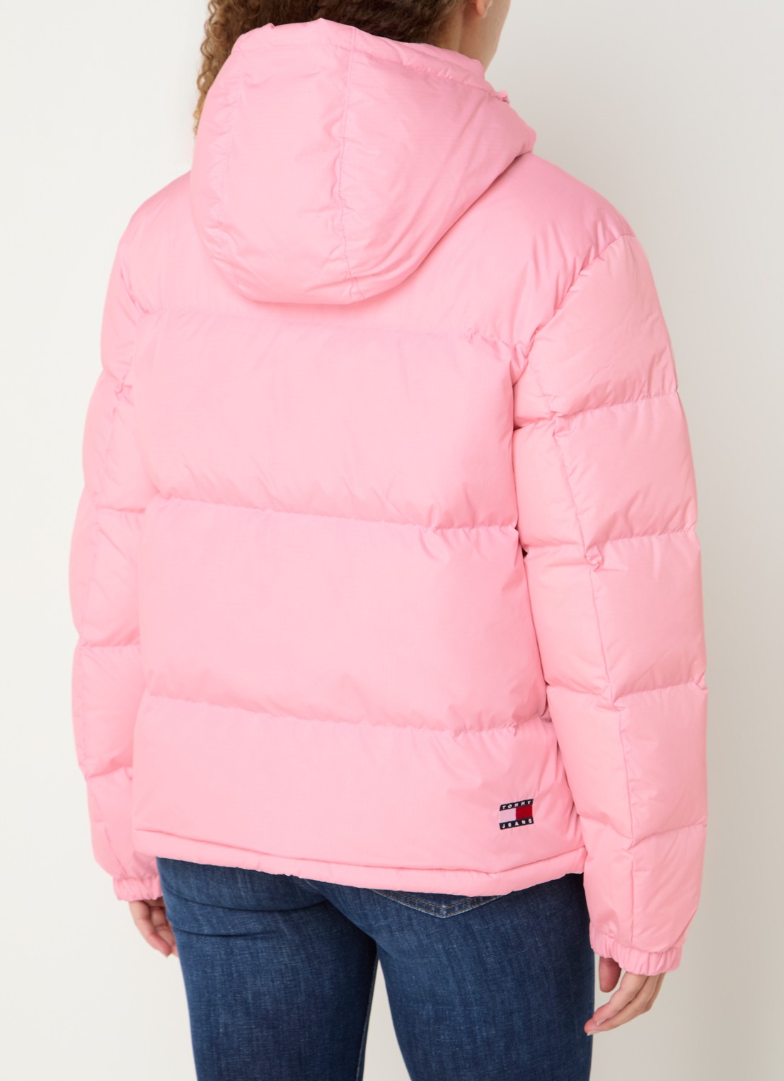 Tommy Hilfiger Puffer jack met donsvulling en afneembare capuchon - achterkant lichtroze