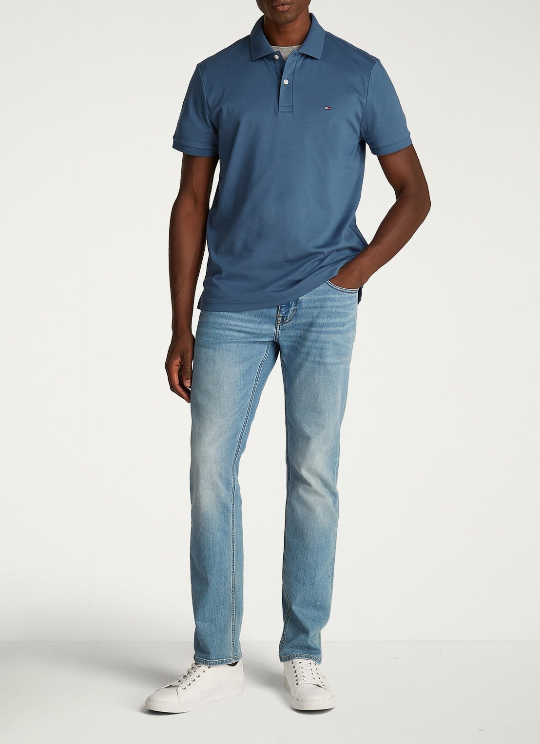 Tommy Hilfiger Regular fit polo met logo - voorkant 5 staalblauw