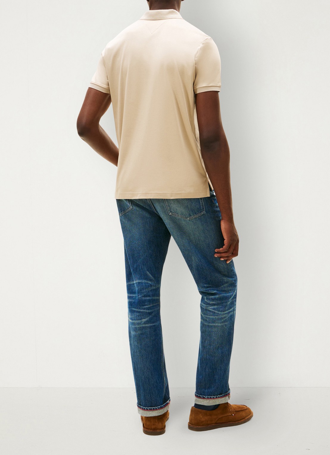 Tommy Hilfiger Regular fit polo met logo - achterkant 5 sandalwood-rbt / bruin