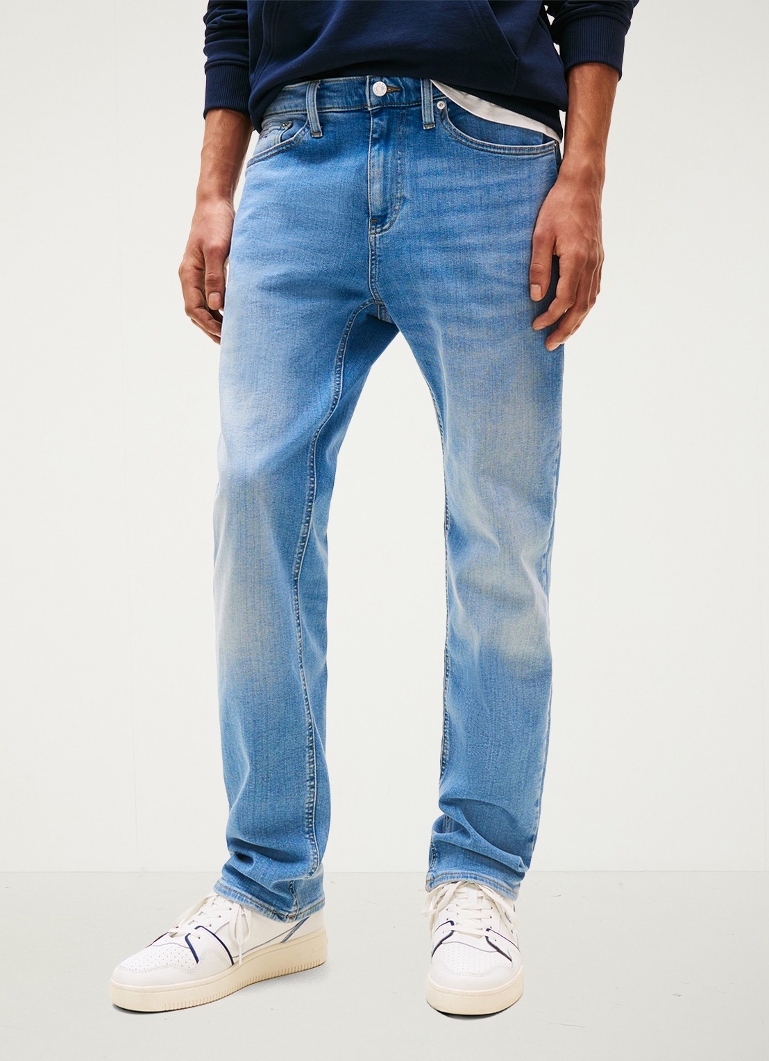 Tommy Hilfiger Ryan slim fit jeans met lichte wassing - detail 6 indigo