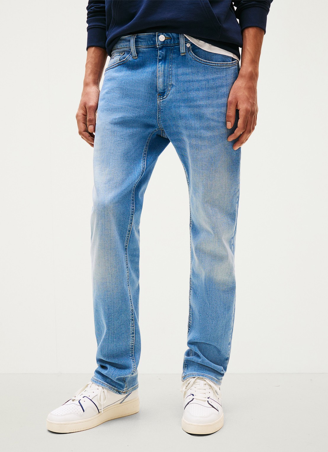 Tommy Hilfiger Ryan slim fit jeans met lichte wassing - detail 8 indigo