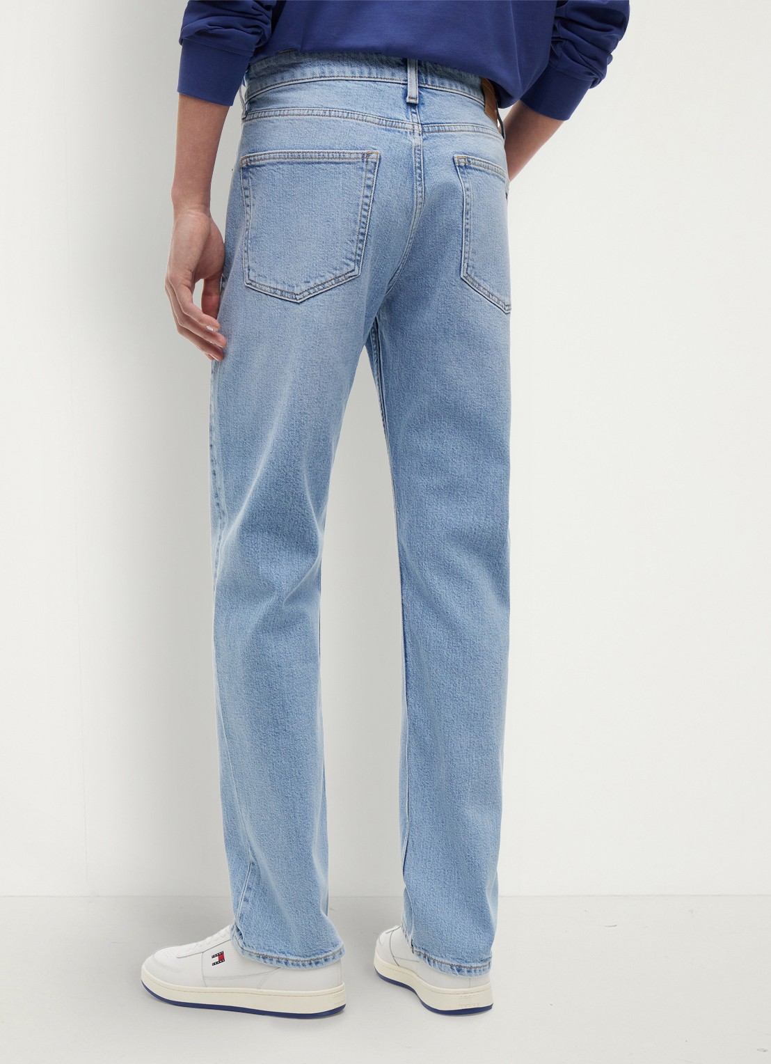 Tommy Hilfiger Ryan slim leg jeans met steekzakken - achterkant 5 denim