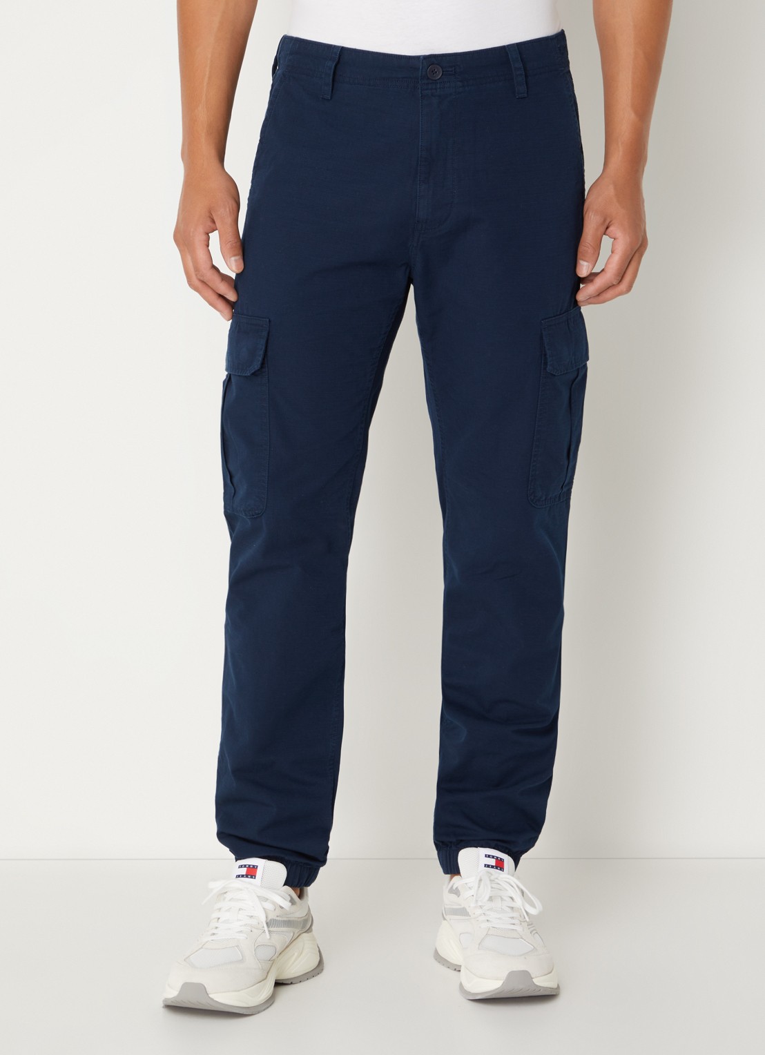 Tommy Hilfiger Ryan tapered fit chino met steekzakken - detail donkerblauw