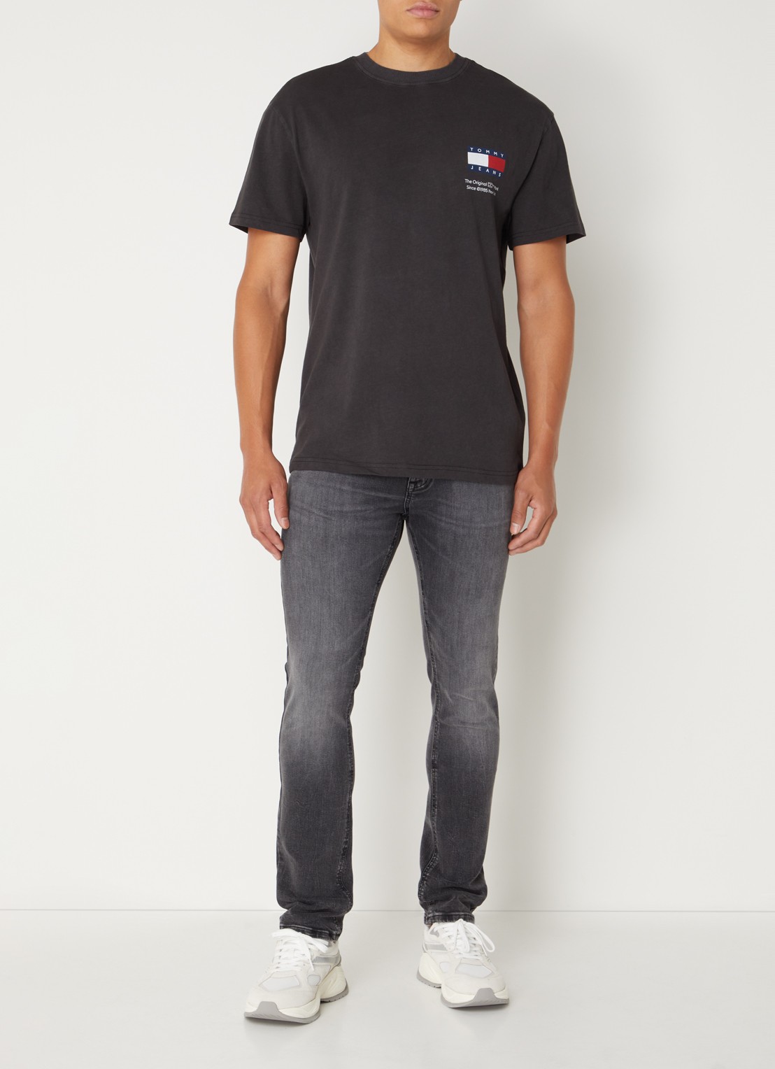 Tommy Hilfiger Scanton slim fit jeans met gekleurde wassing - voorkant 4 middengrijs