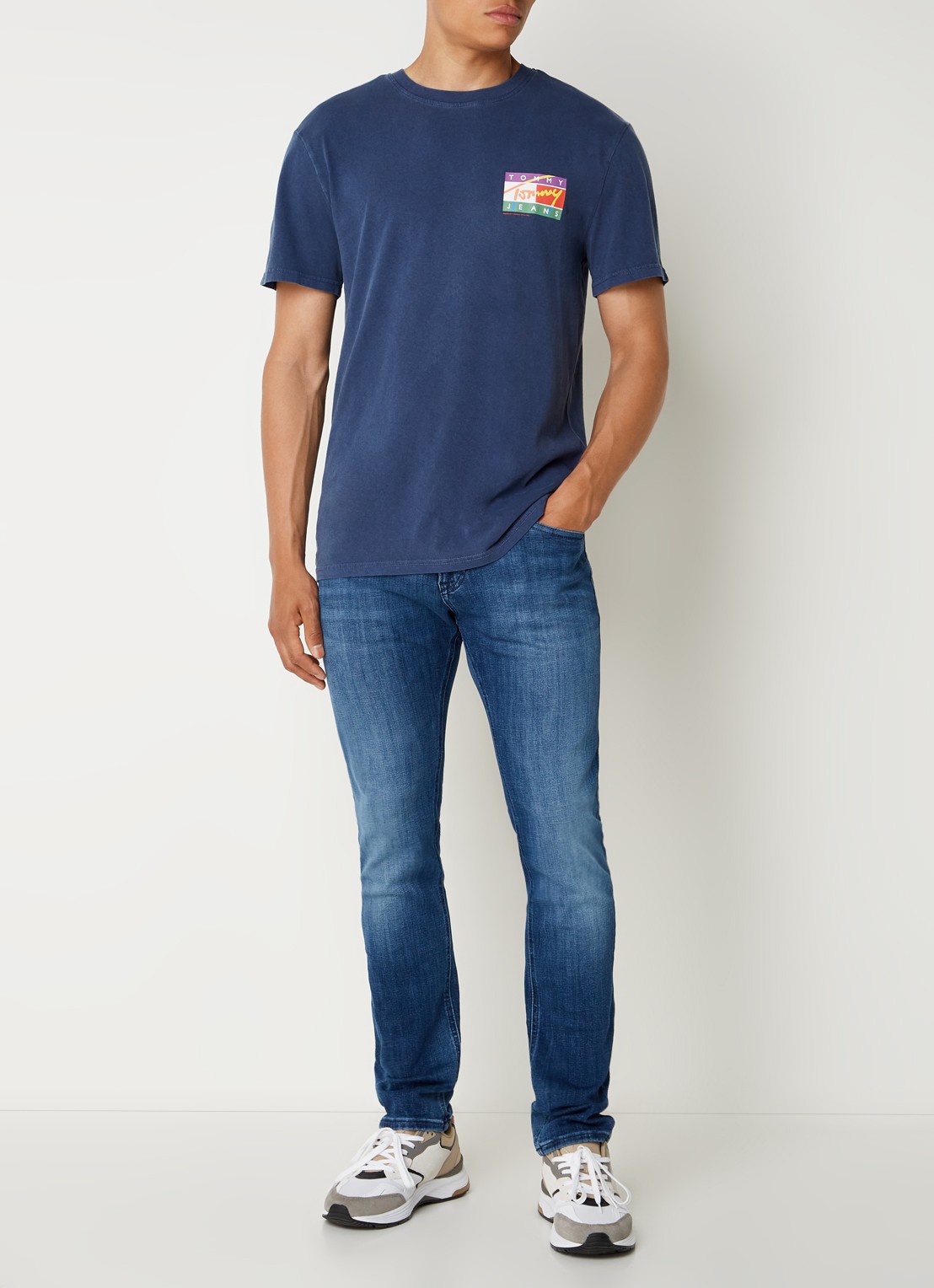 Tommy Hilfiger Scanton slim fit jeans met medium wassing - voorkant 5 indigo