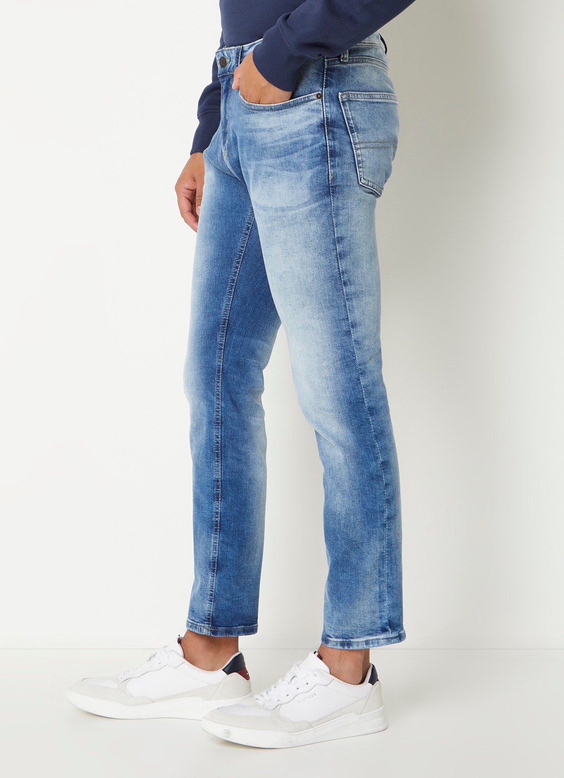 Tommy Hilfiger Scanton slim fit jeans met medium wassing - detail 2 jeans