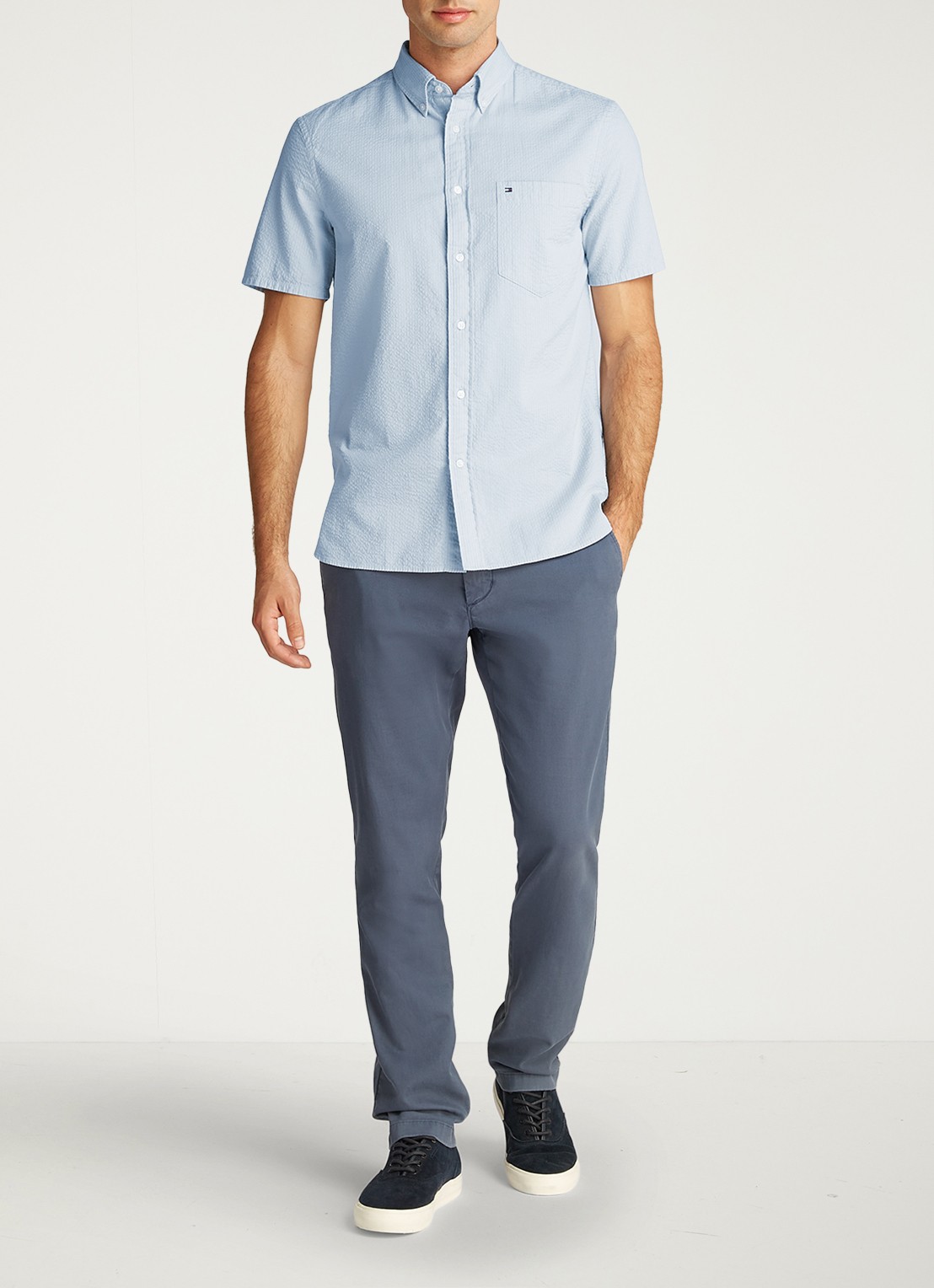 Tommy Hilfiger Seersucker regular fit overhemd met borstzak - voorkant 2 lichtblauw