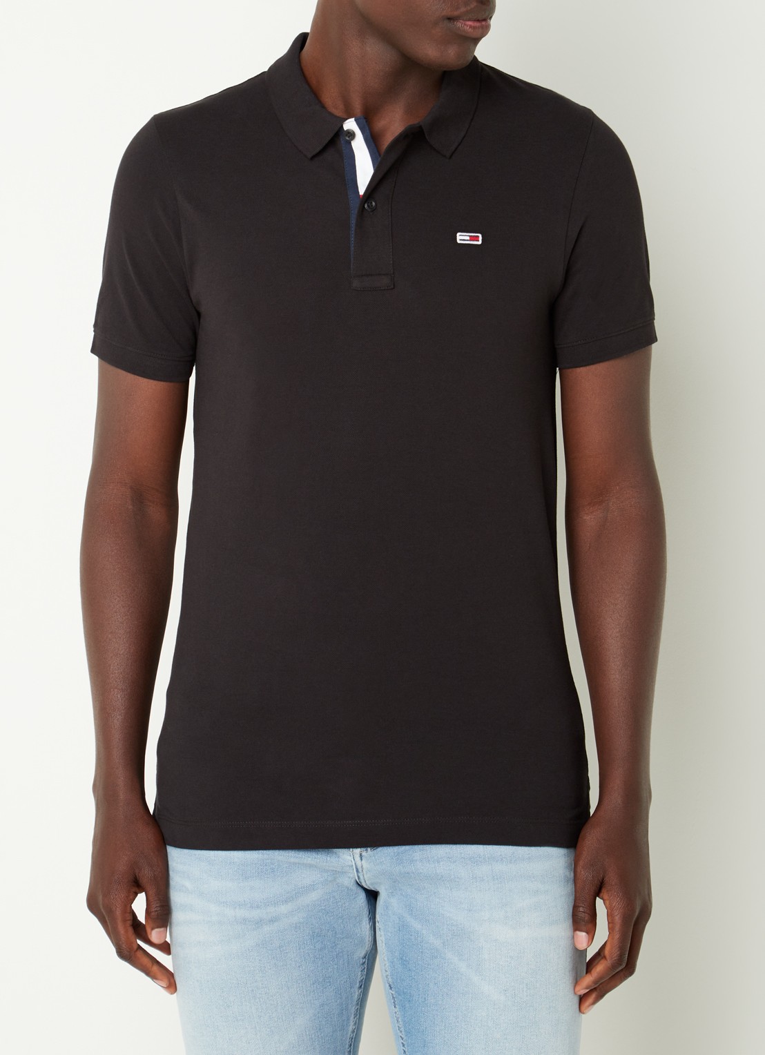 Tommy Hilfiger Slim fit polo van katoen met logo  - detail 2 zwart