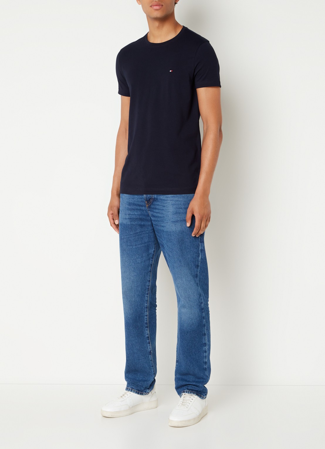 Tommy Hilfiger Slim fit T-shirt met logoborduring  - voorkant 2 donkerblauw