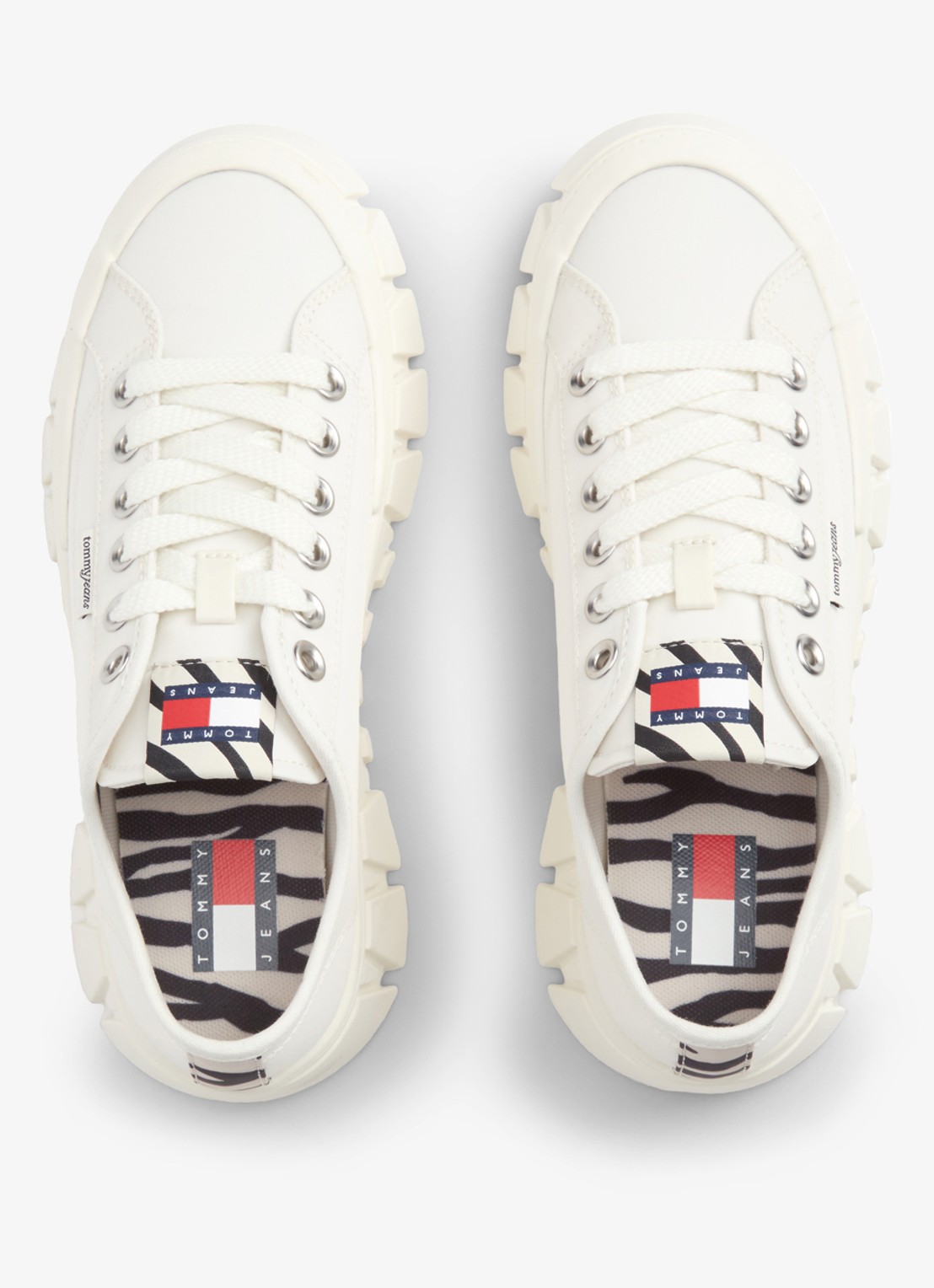Tommy Hilfiger Sneaker met logo - voorkant 2 ivoor