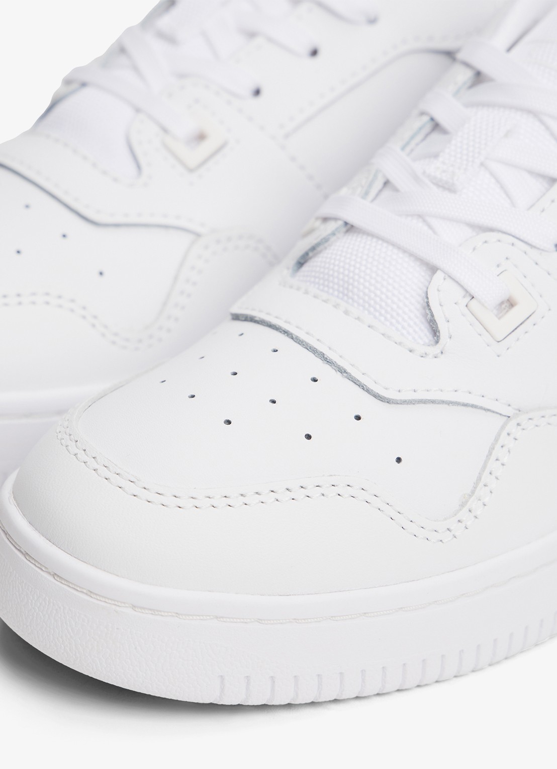 Tommy Hilfiger Sneaker van leer met logo - detail 6 wit