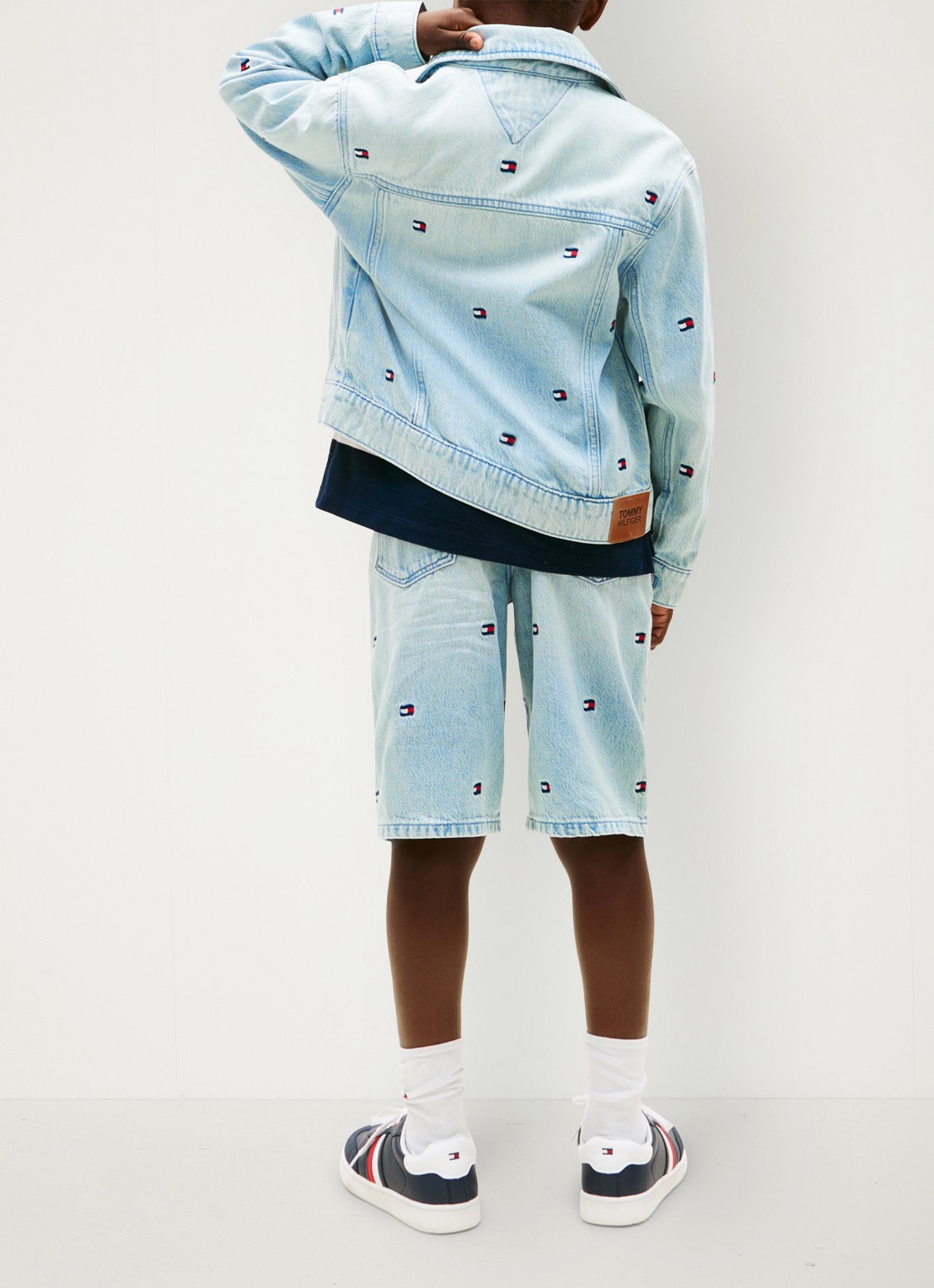 Tommy Hilfiger Spijkerjas met logoborduring - achterkant 6 indigo