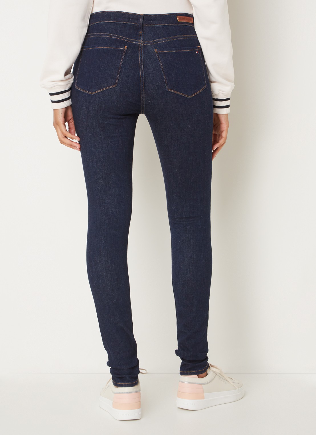 Tommy Hilfiger Steffie mid waist skinny jeans met donkere wassing - achterkant 5 indigo