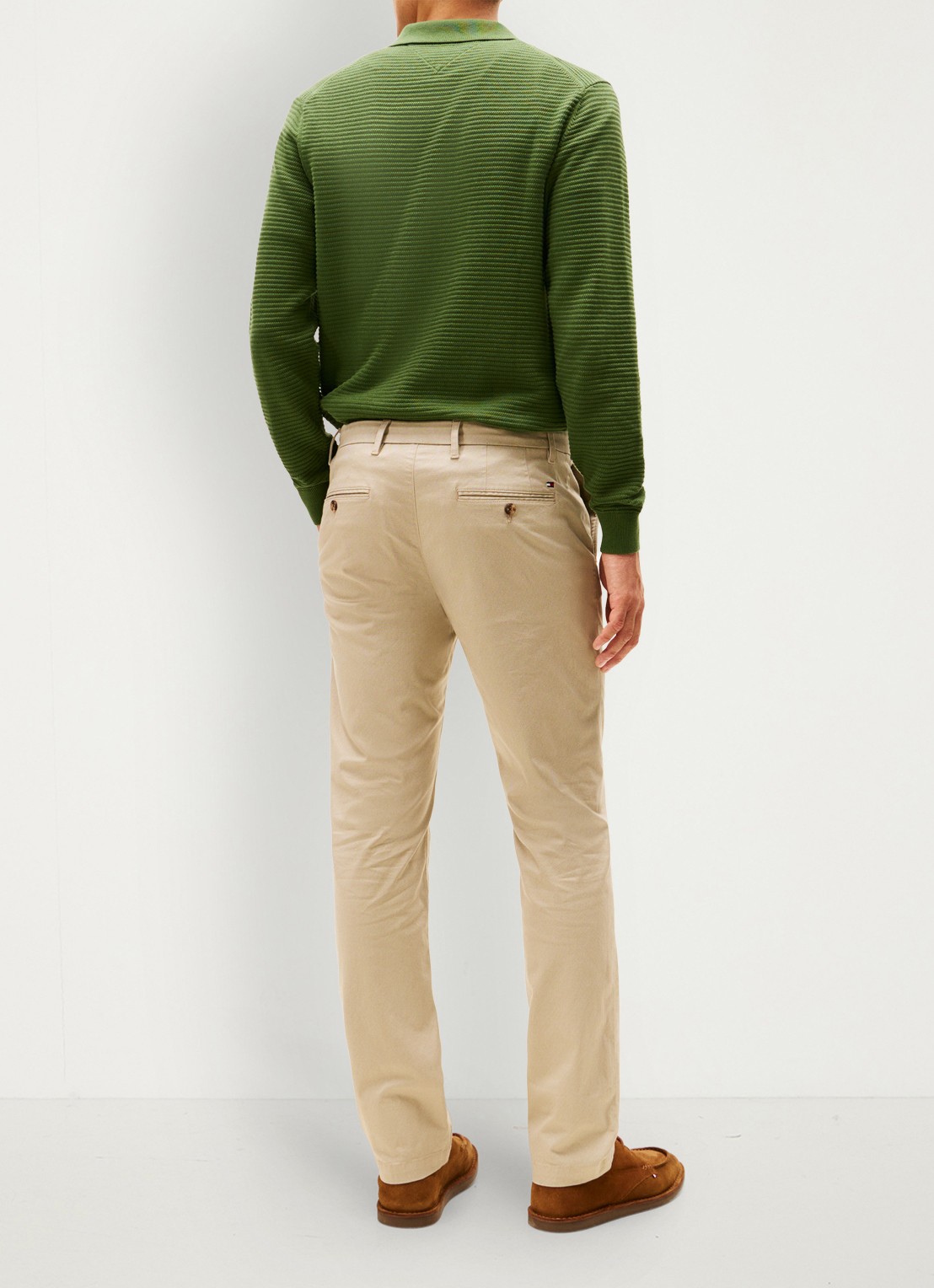 Tommy Hilfiger Straight fit chino met steekzakken - achterkant beige