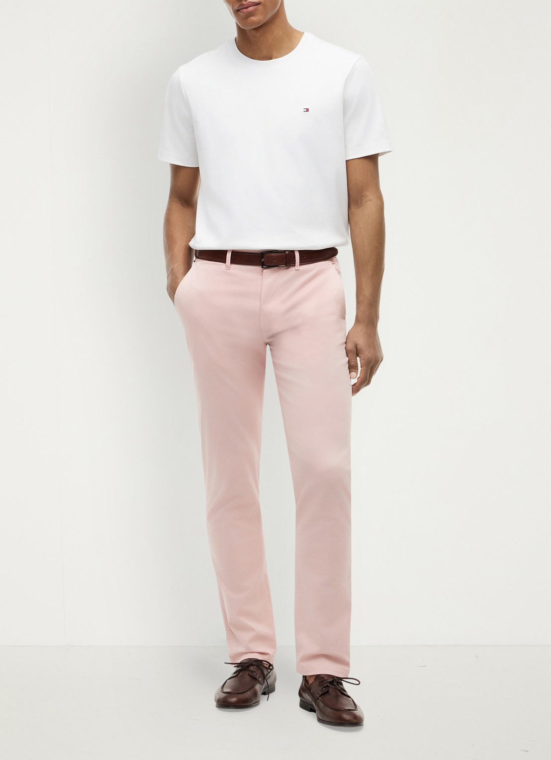 Tommy Hilfiger Straight fit chino met steekzakken - voorkant 3 roze
