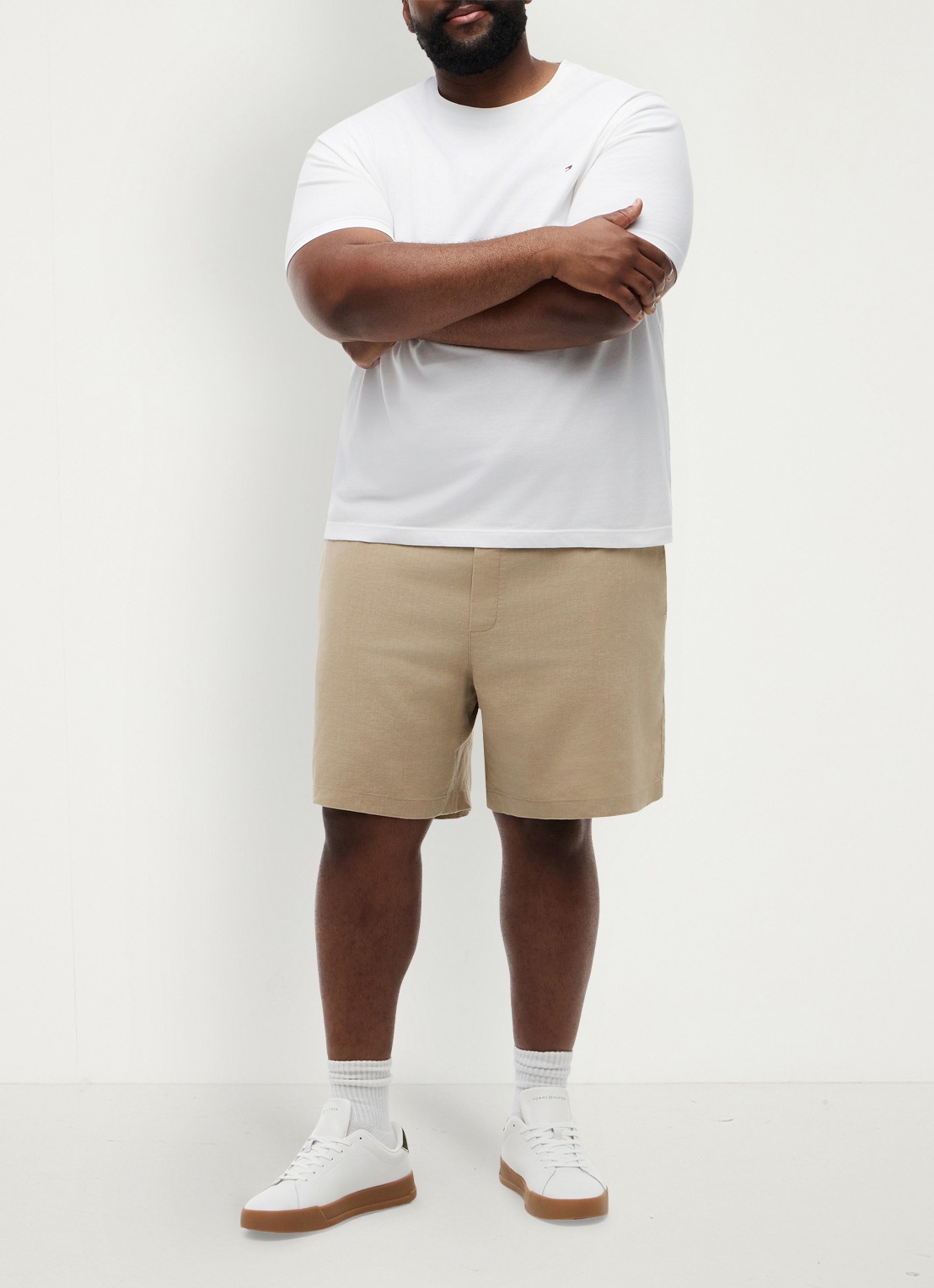 Tommy Hilfiger Straight fit korte broek in linnenblend - voorkant 3 beige
